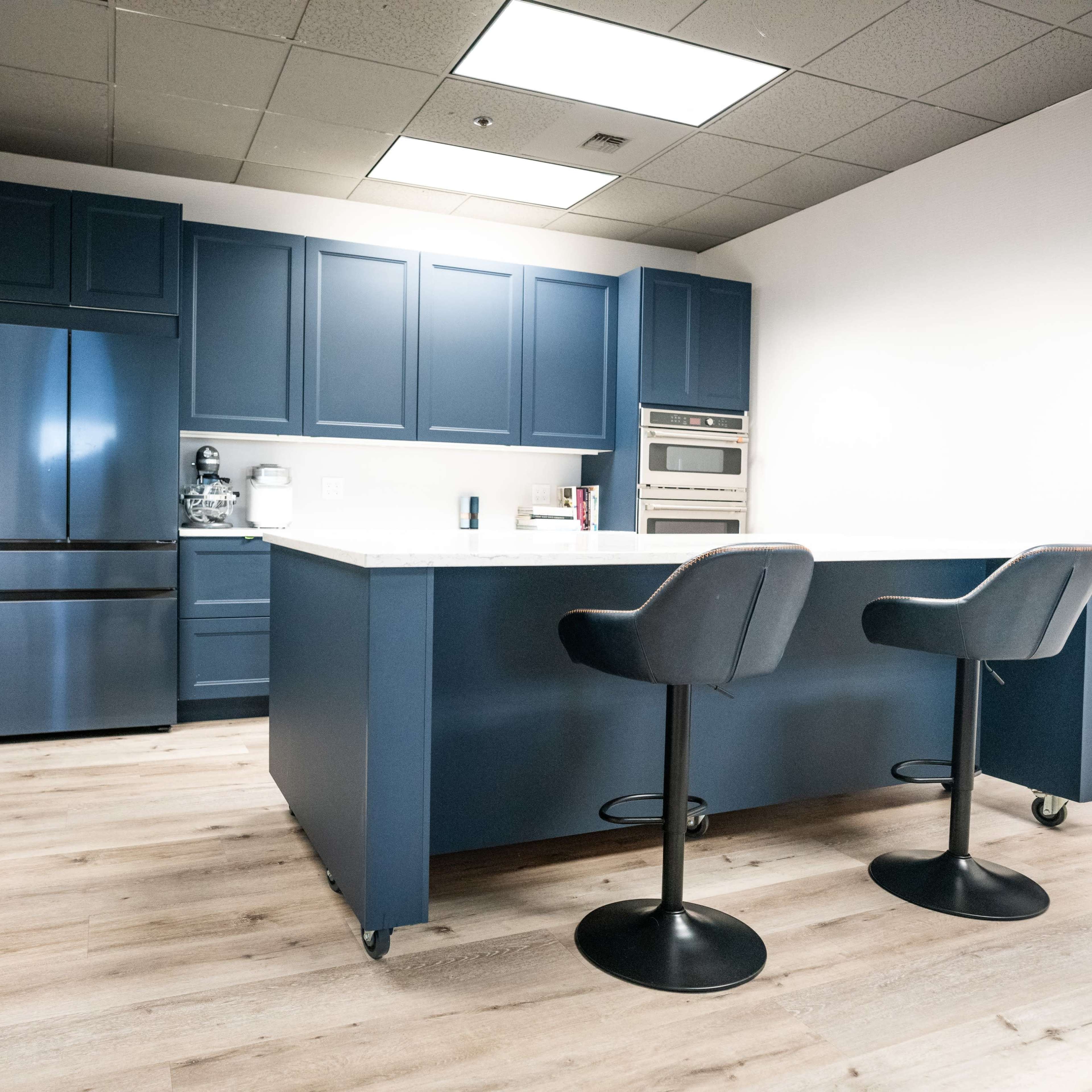 *NEW* Beautiful Kitchen Studio Equipped for Live Streams, Podcasts and Filming with Scenic Views in the heart of Fishermen's Terminal Image in Interbay, Seattle, WA
