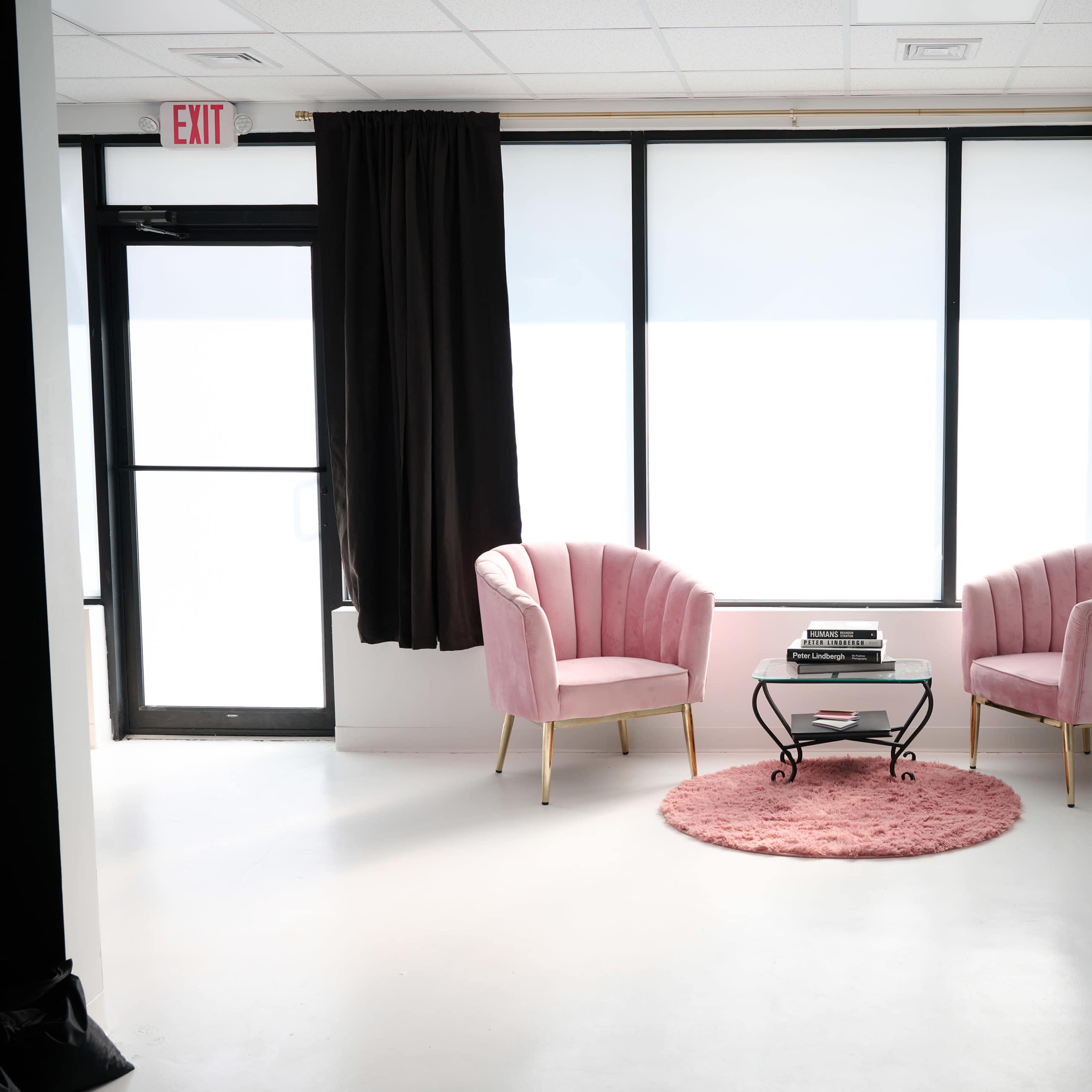 Radiant Studio with Convenient Parking Image in Oak Ridge, Jefferson, NJ
