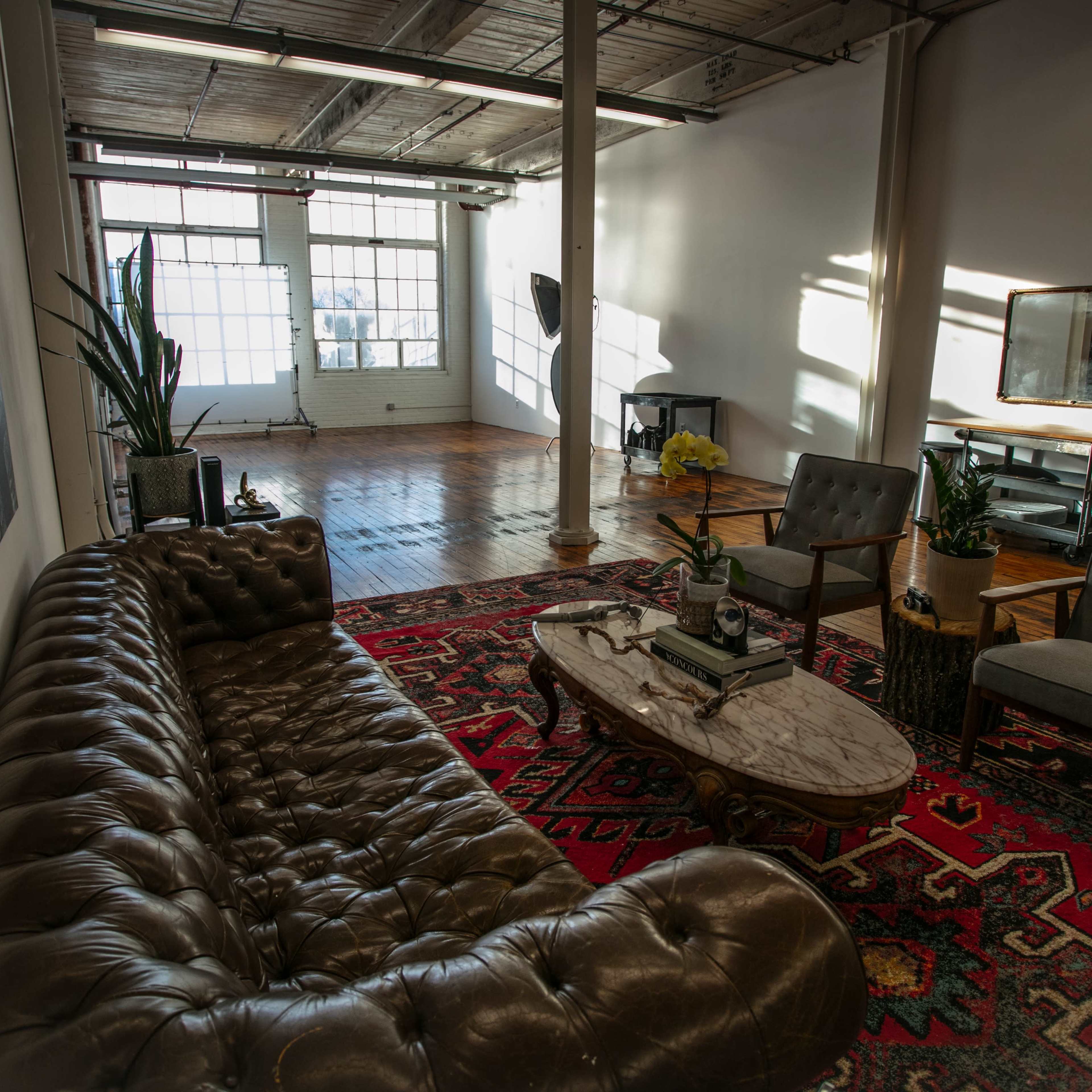 theSTUDIO x DAVIDHEISLER - daylight photography studio Image in Easthampton, Easthampton, MA