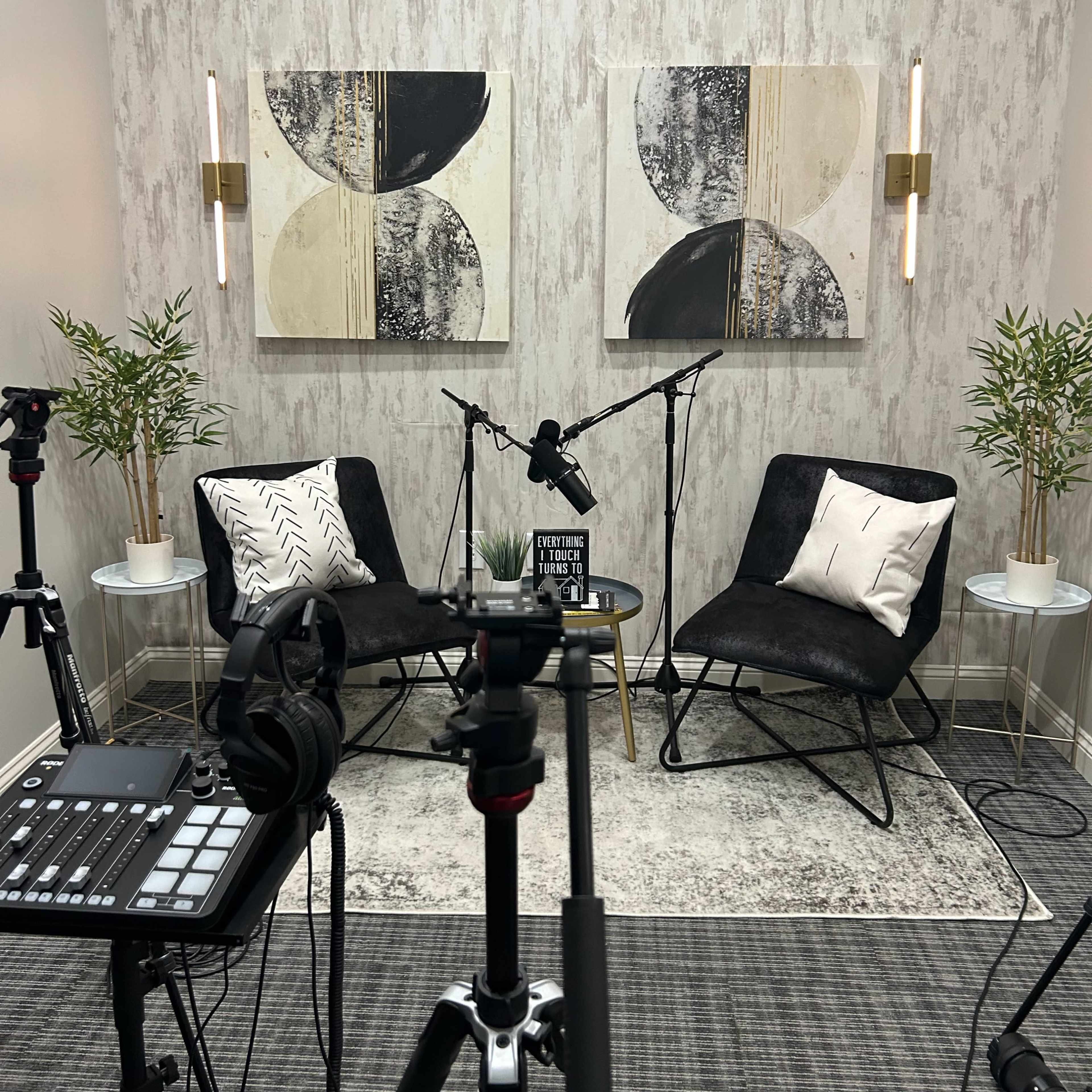 The Real(TY) Studio Image in Clarksville, Clarksville, TN