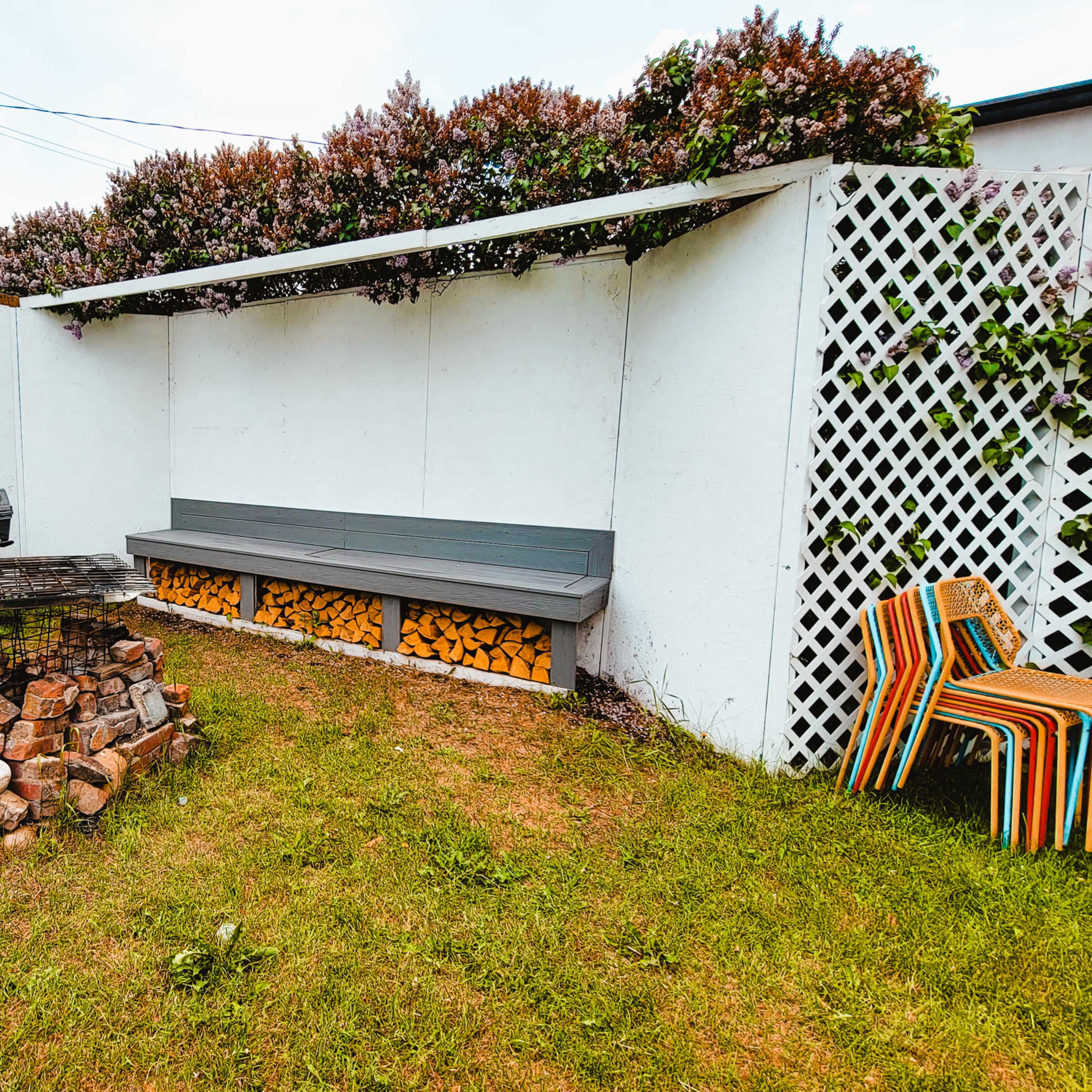 The Gateway 1612 | 1bd Central House Yard Firepit Playset Image in Northwest Calgary, Calgary, AB