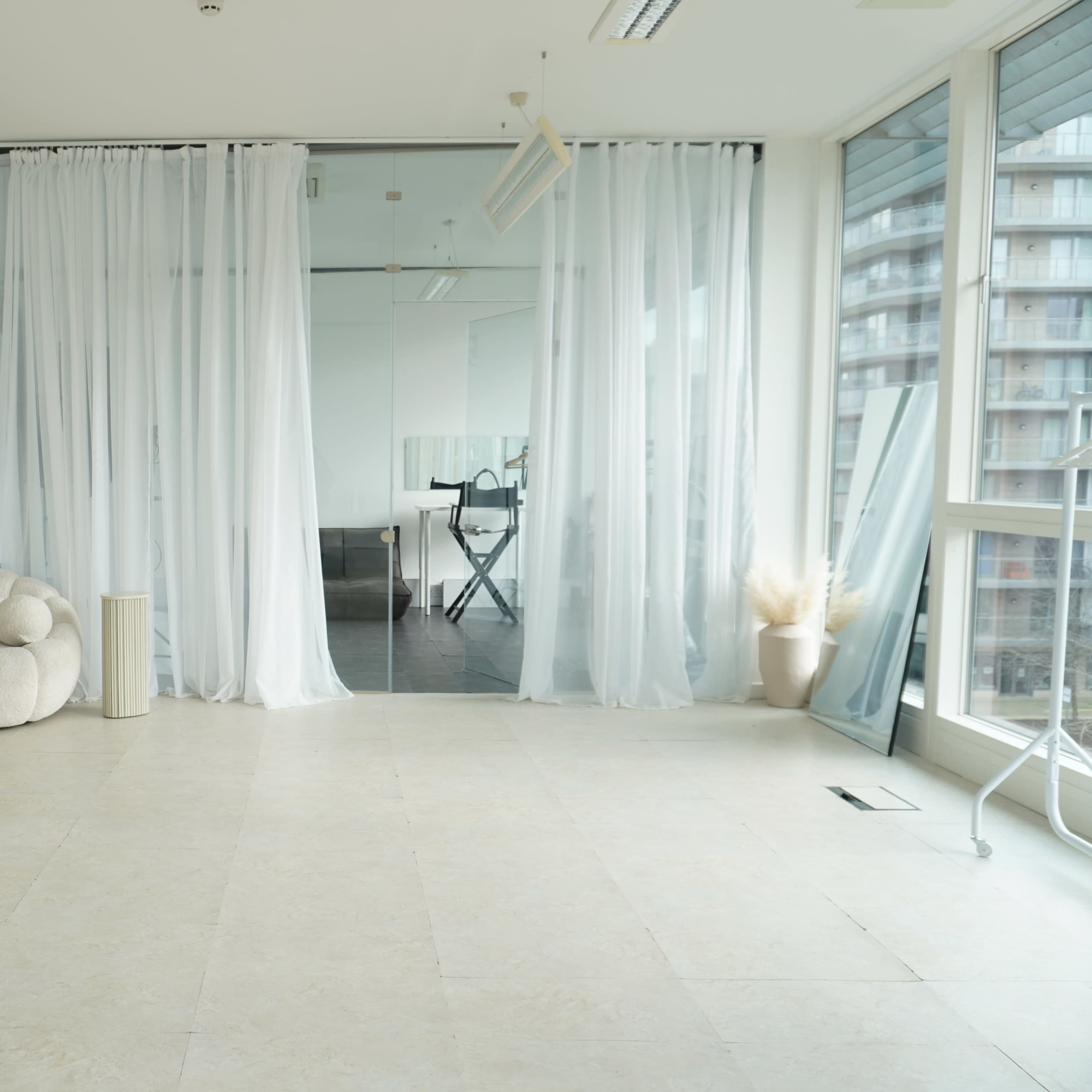 Aesthetic Creative Content Studio Space Image in Brentford, Brentford, England