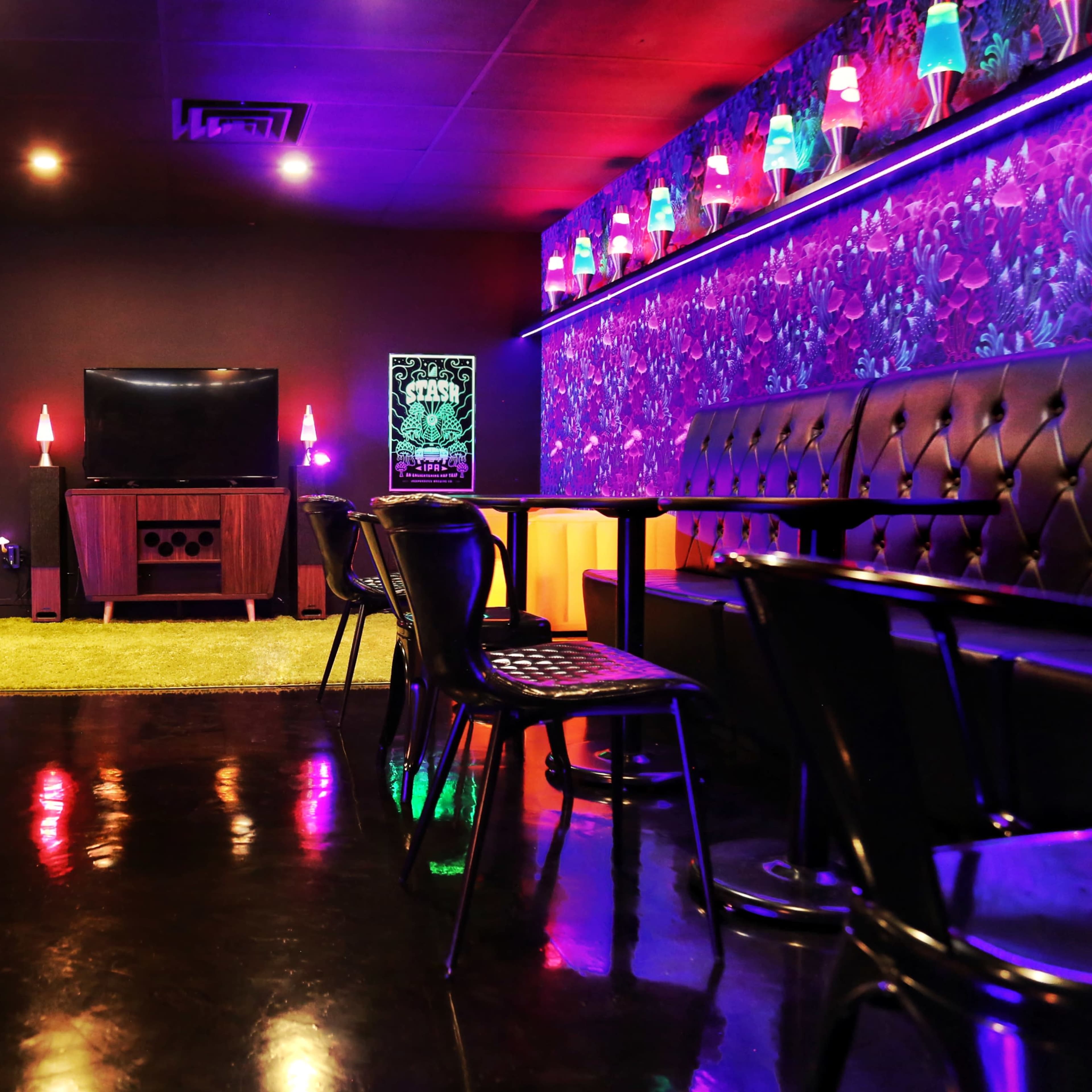 Stash Lounge at Independence Brewing Image in McKinney, Austin, TX