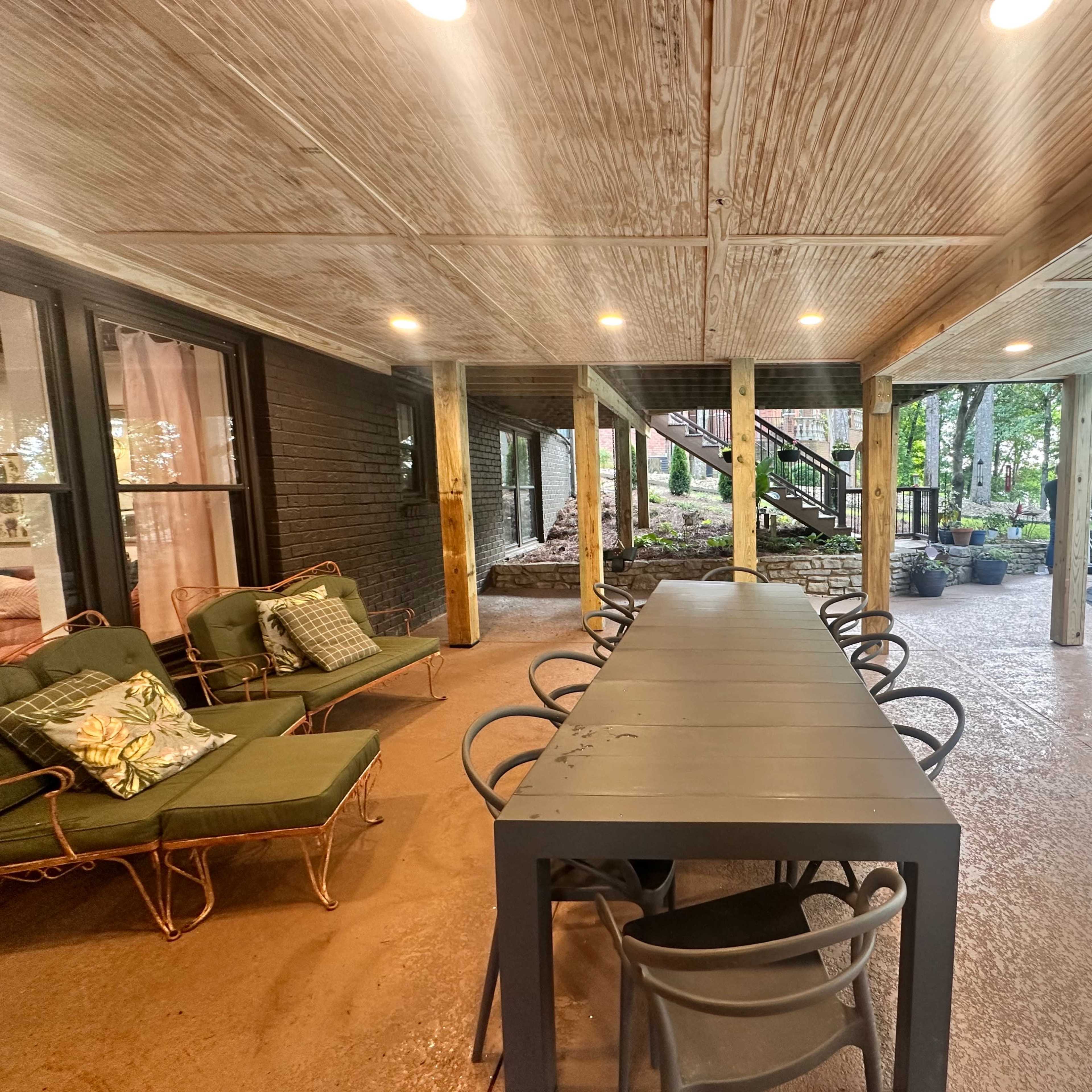 Swanky Lakefront Apartment with Retro Vibe & Pool Image in Hendersonville, Hendersonville, TN