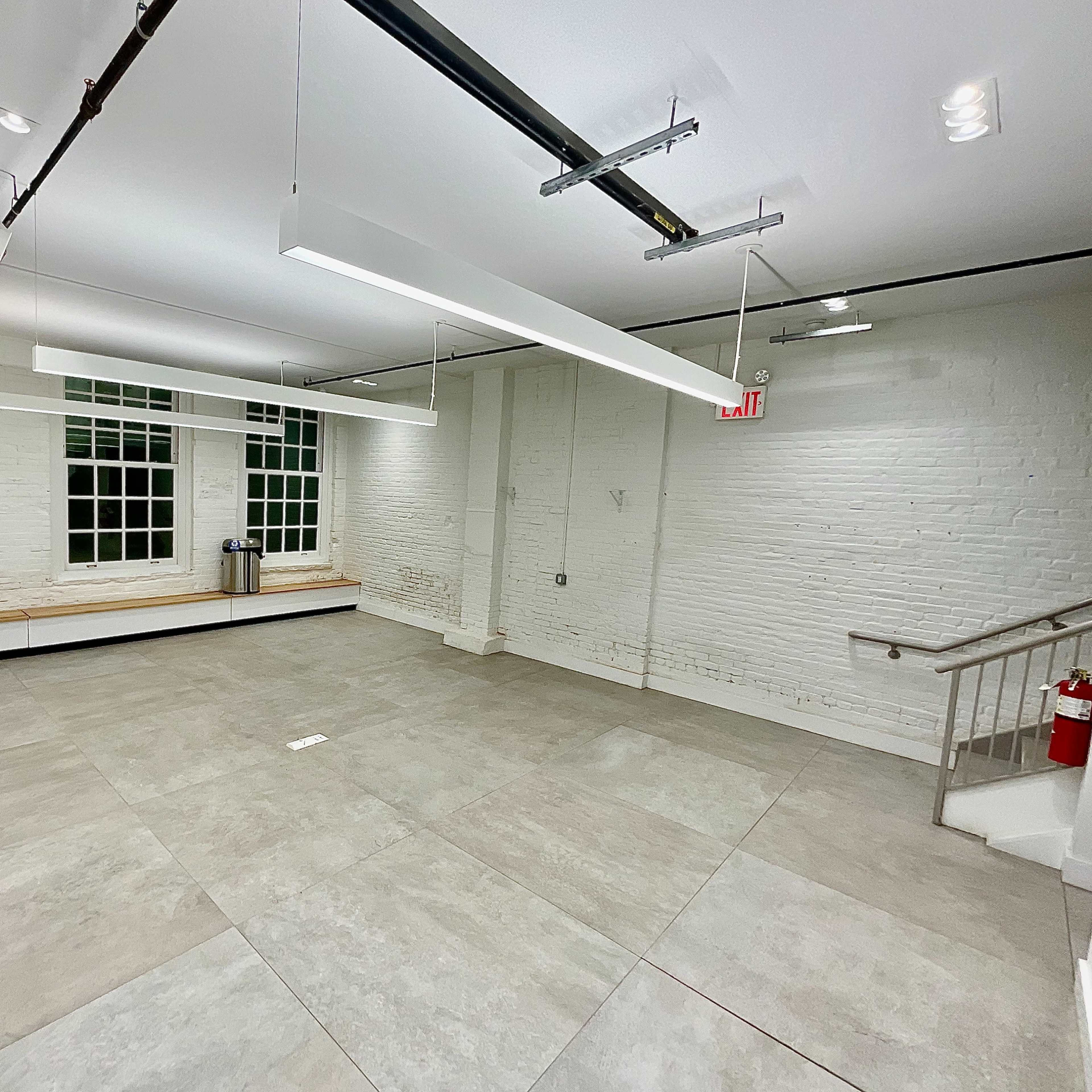 Downtown Tribeca Open Floor Gallery Image in Lower Manhattan, New York, NY