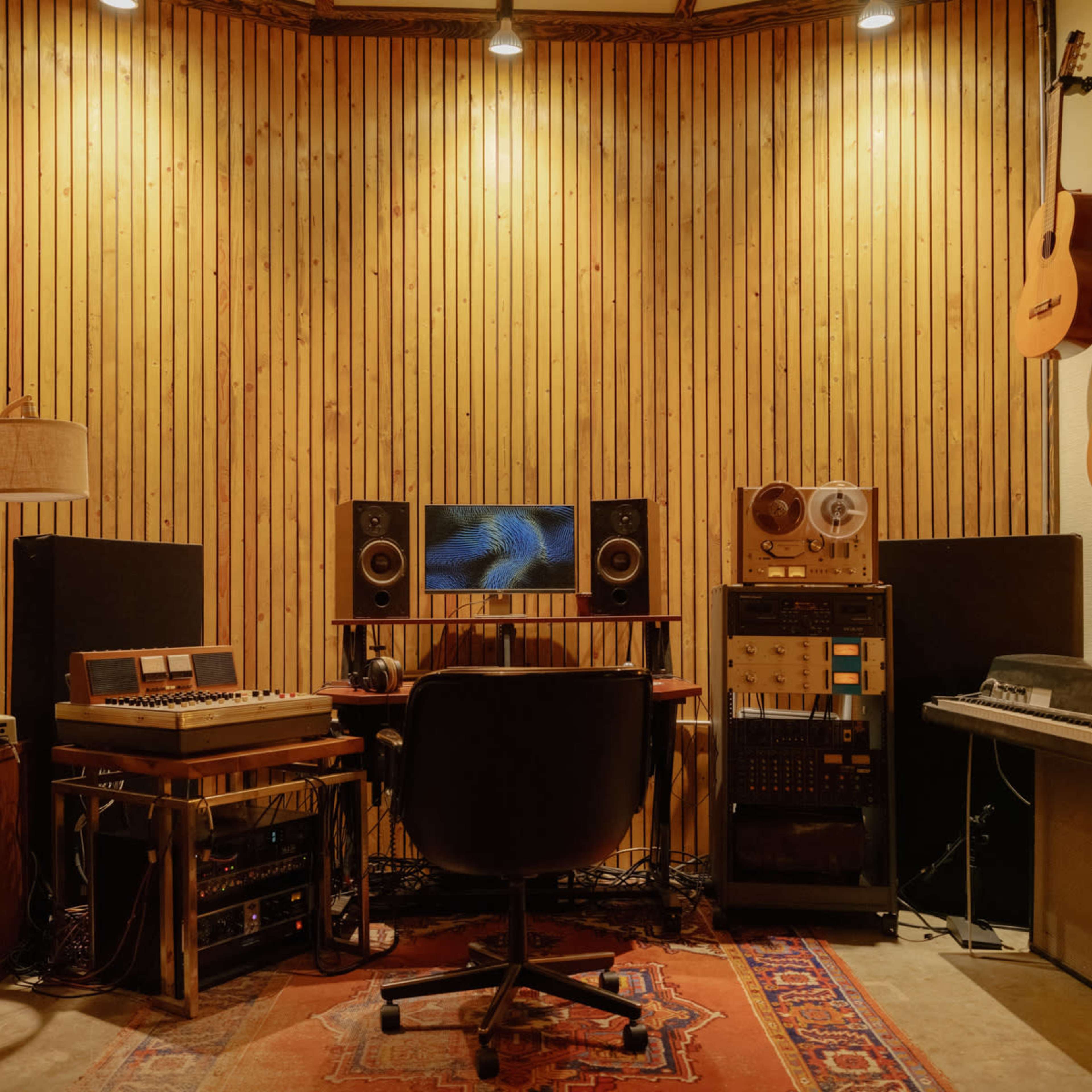 Podcast Studio Image in East Los Angeles, Los Angeles, CA