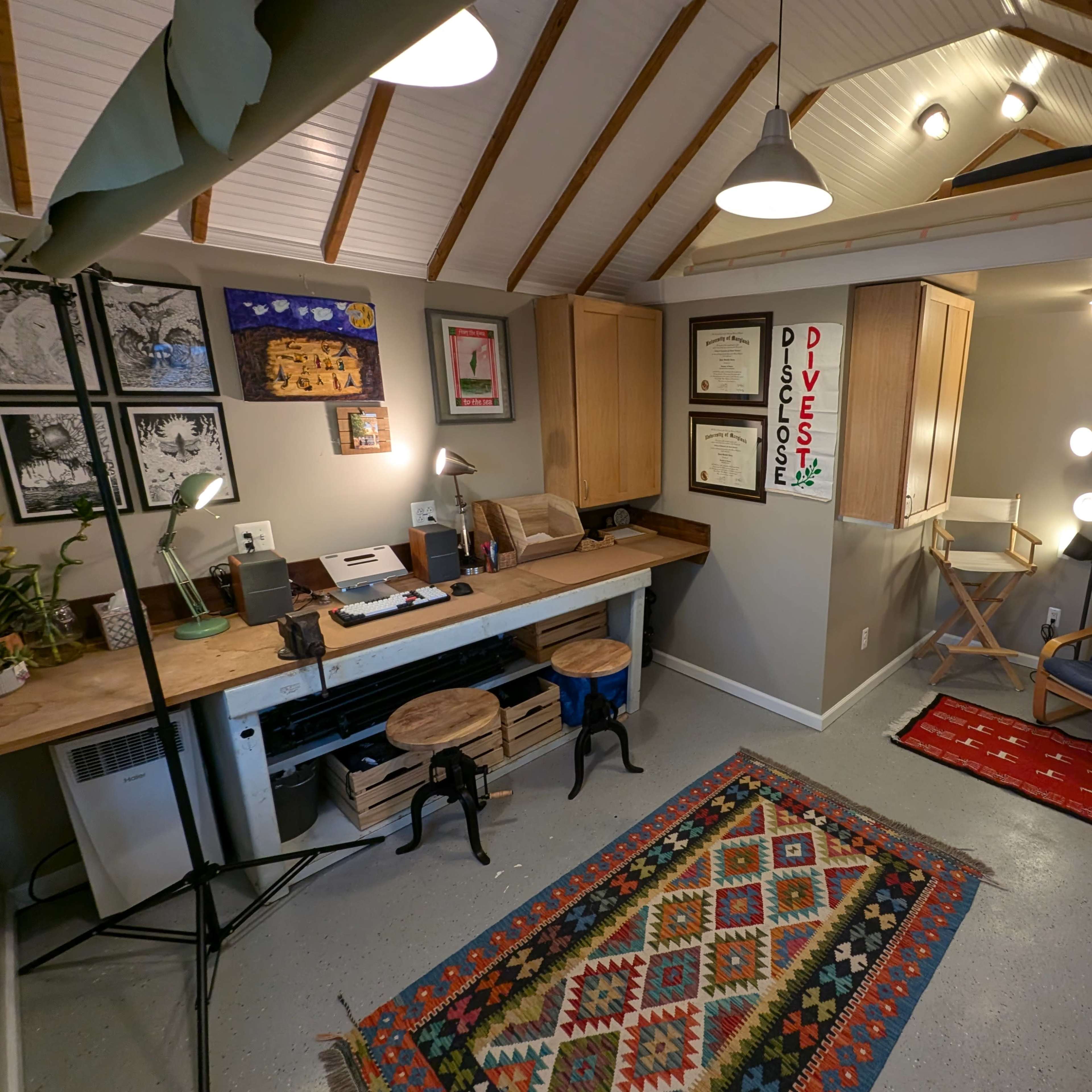 Functional studio space for two to three people Image in College Park, College Park, MD