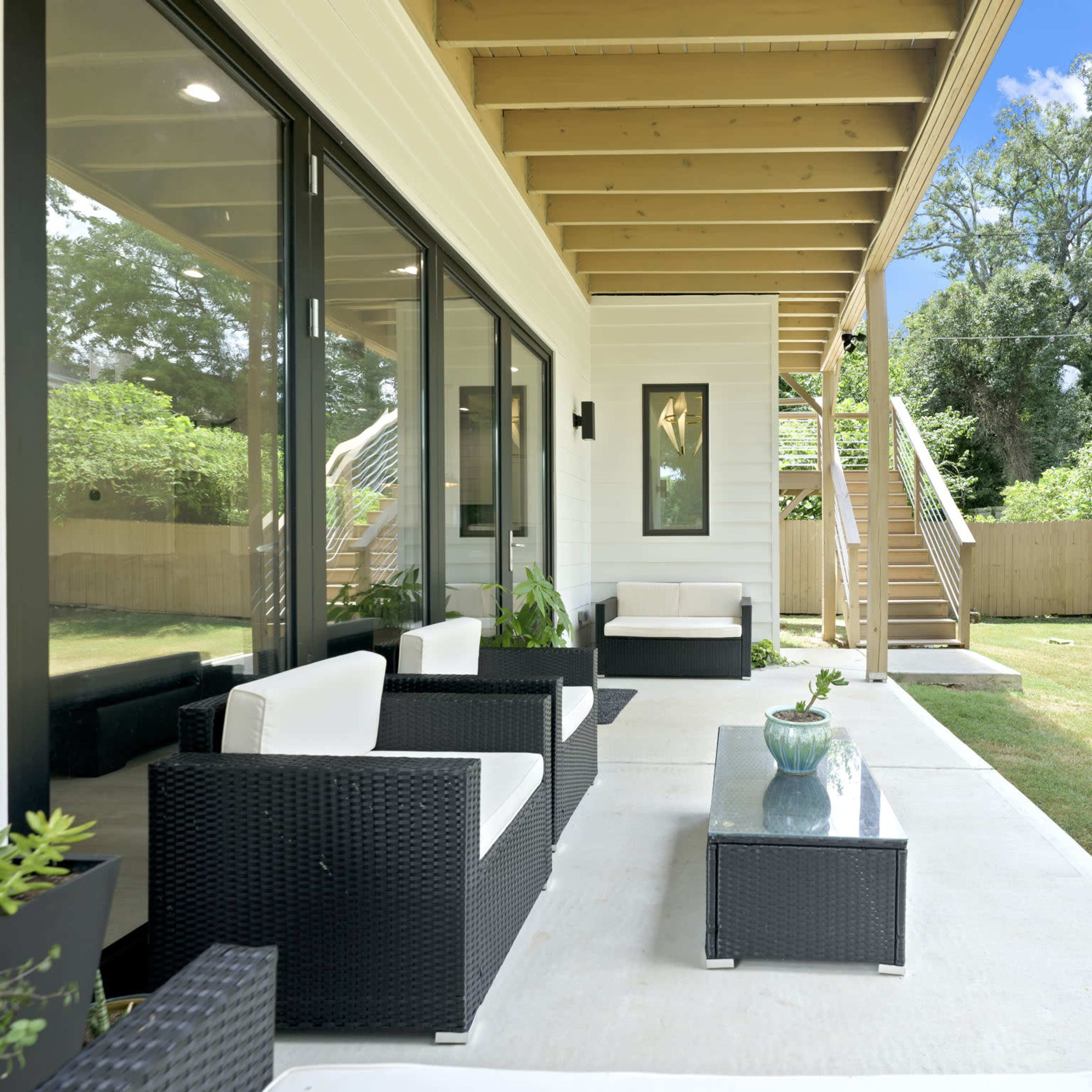 Westside Modern Home with a Farm House Touch Image in Westview, Atlanta, GA