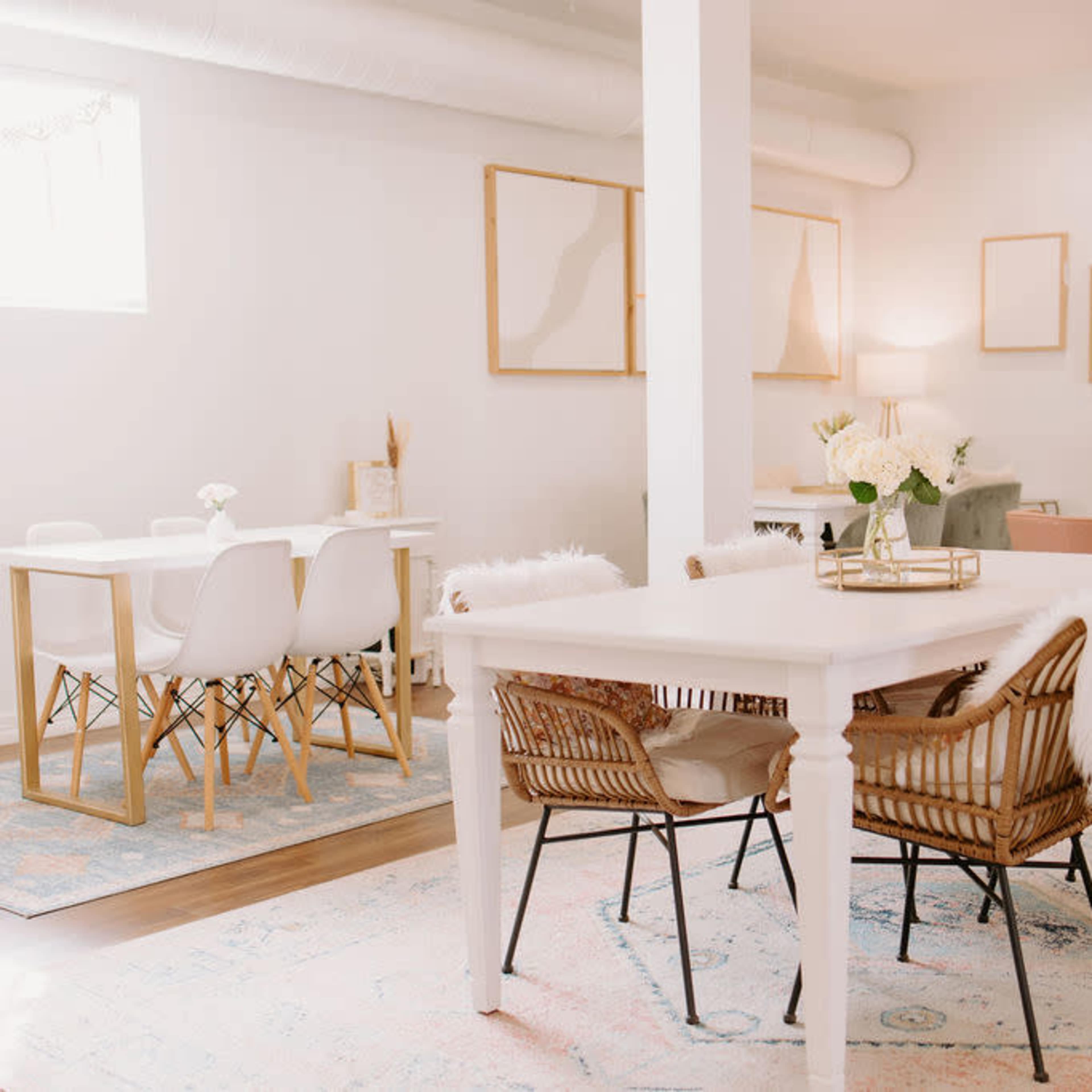 Chic & Cozy Event Venue for Celebrations, Classes, & Photoshoots Image in Kentwood Manor, San Antonio, TX