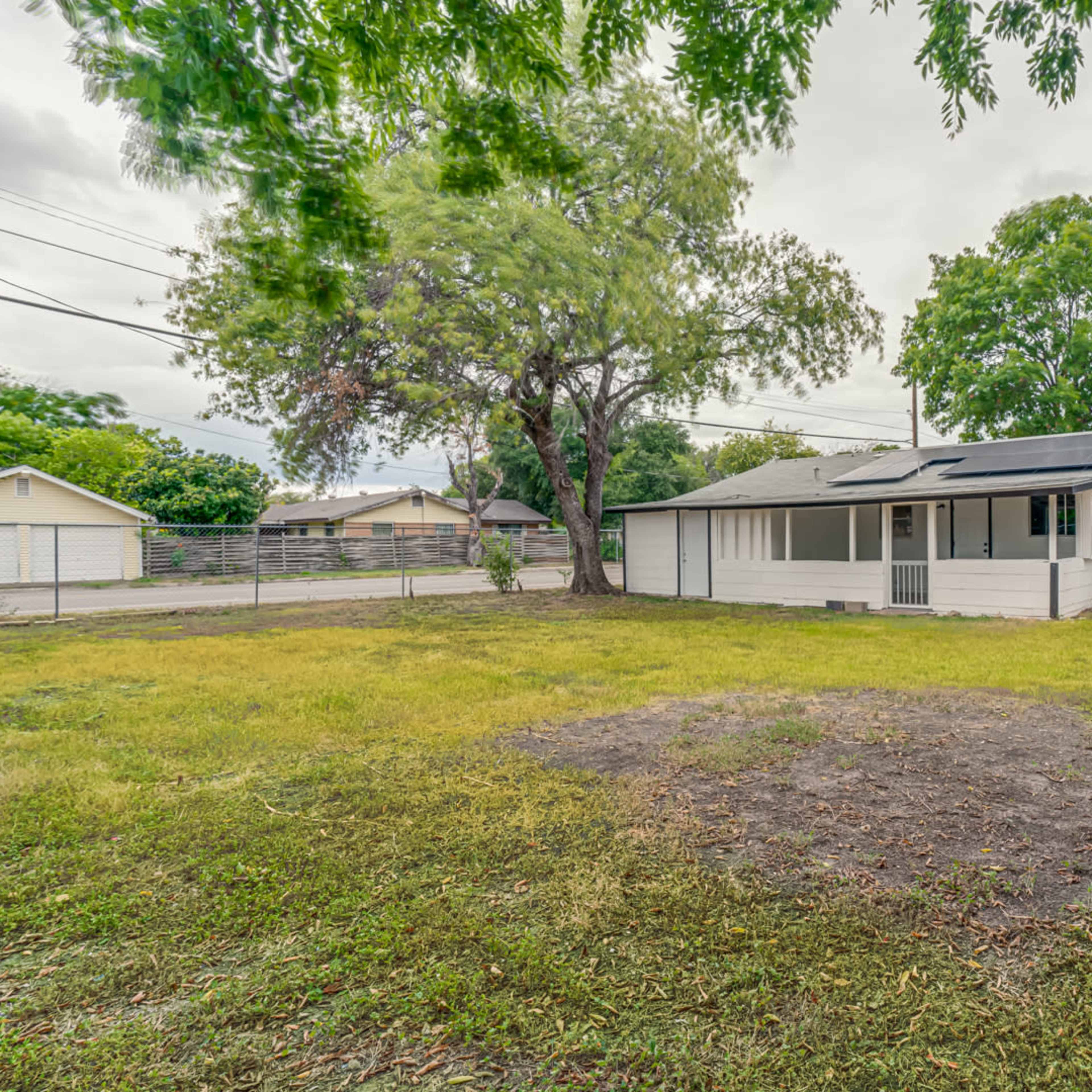 Cozy Retreat Near Downtown SA Image in Park Village, San Antonio, TX