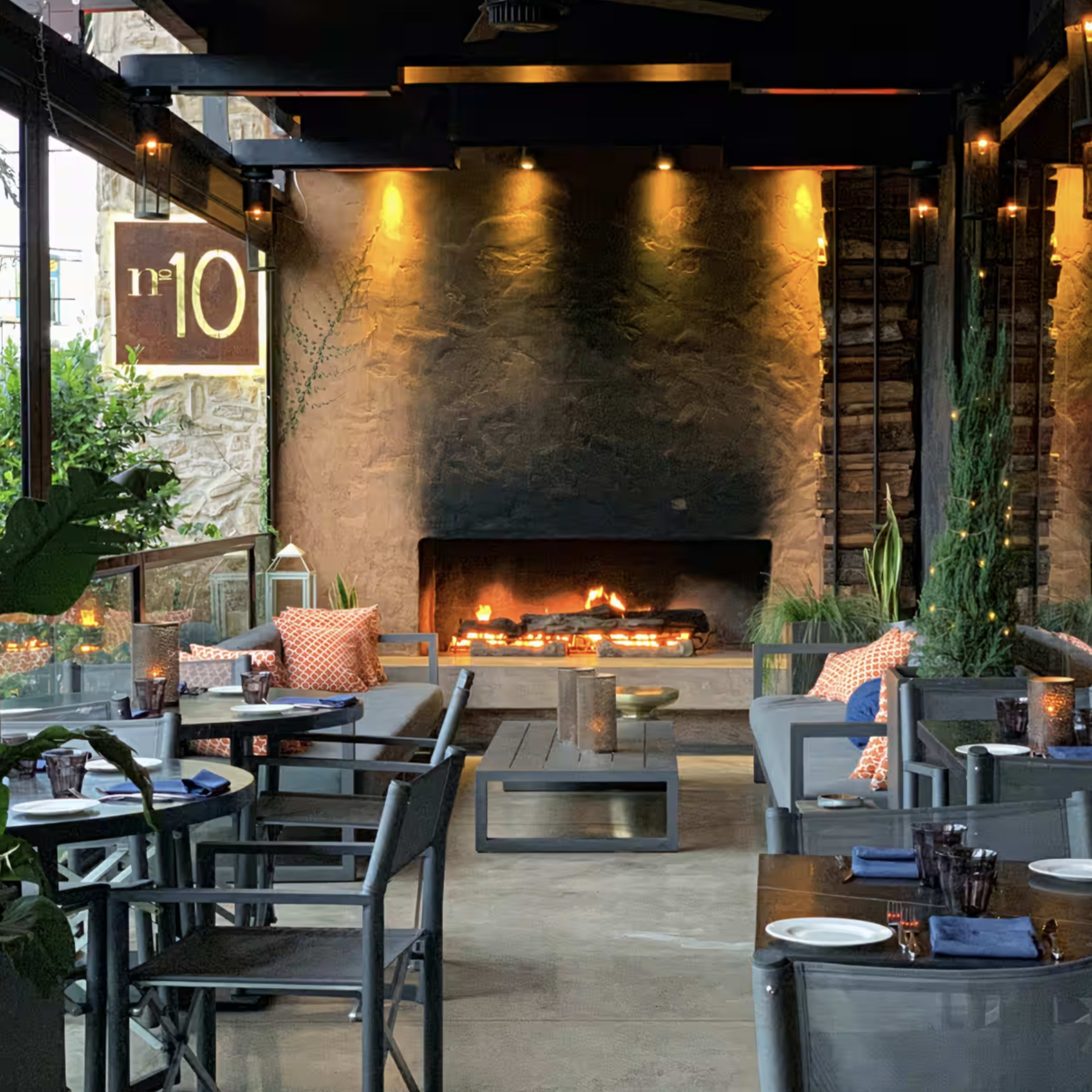 N10 Patio Image in Beverly Grove, Los Angeles, CA