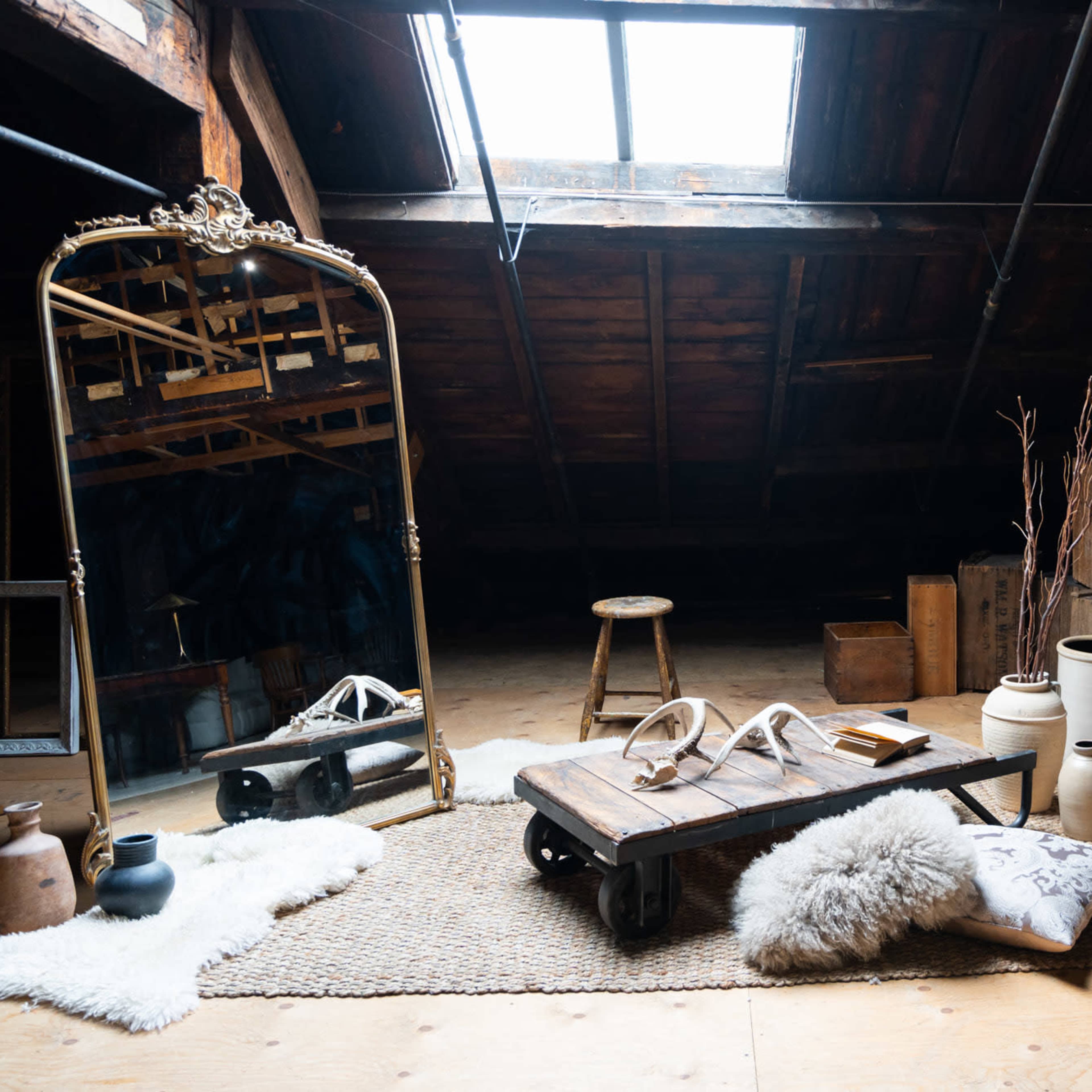 The Attic Image in Dundas, Hamilton, ON