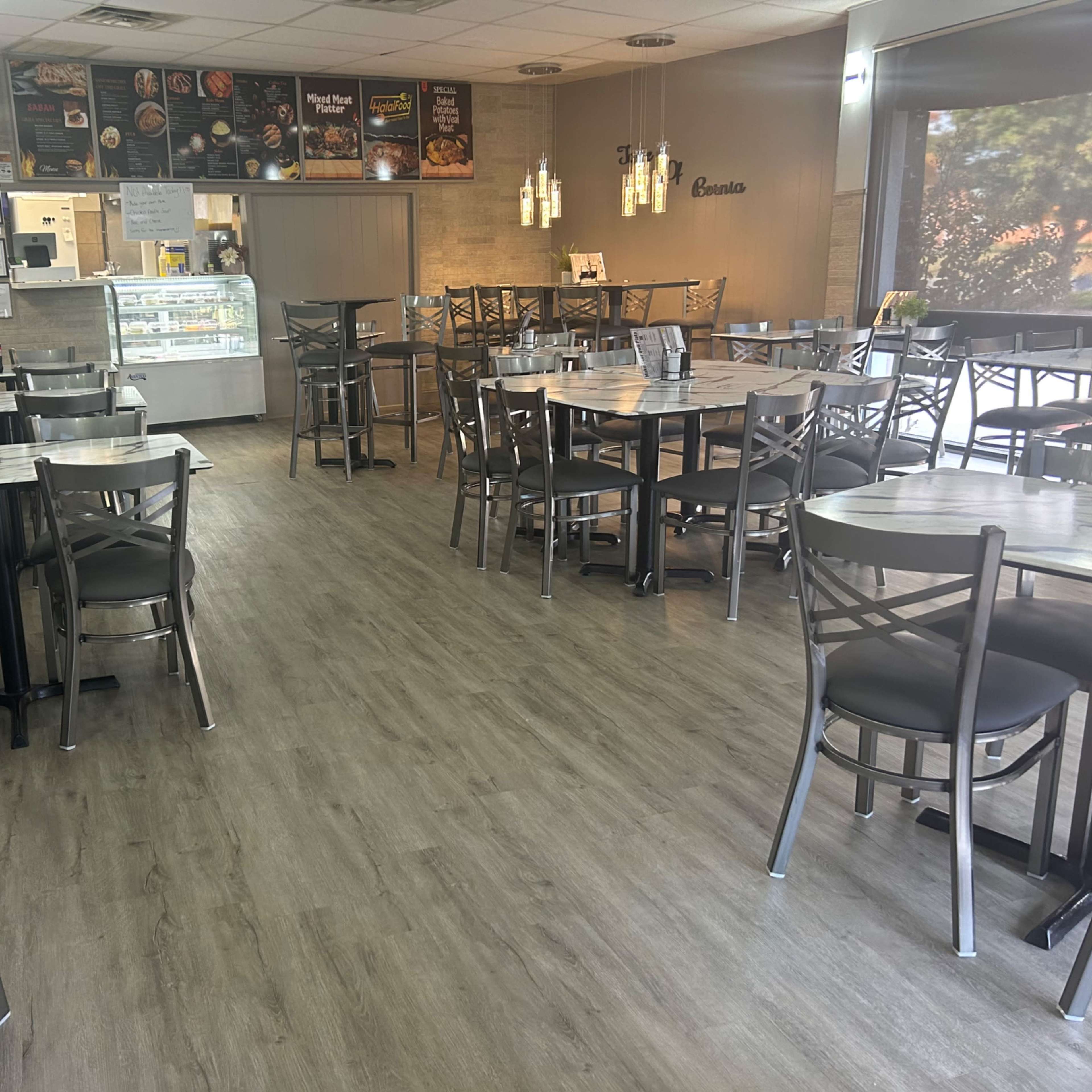 Modern Restaurant Event Space Image in Tuckahoe, Henrico, VA