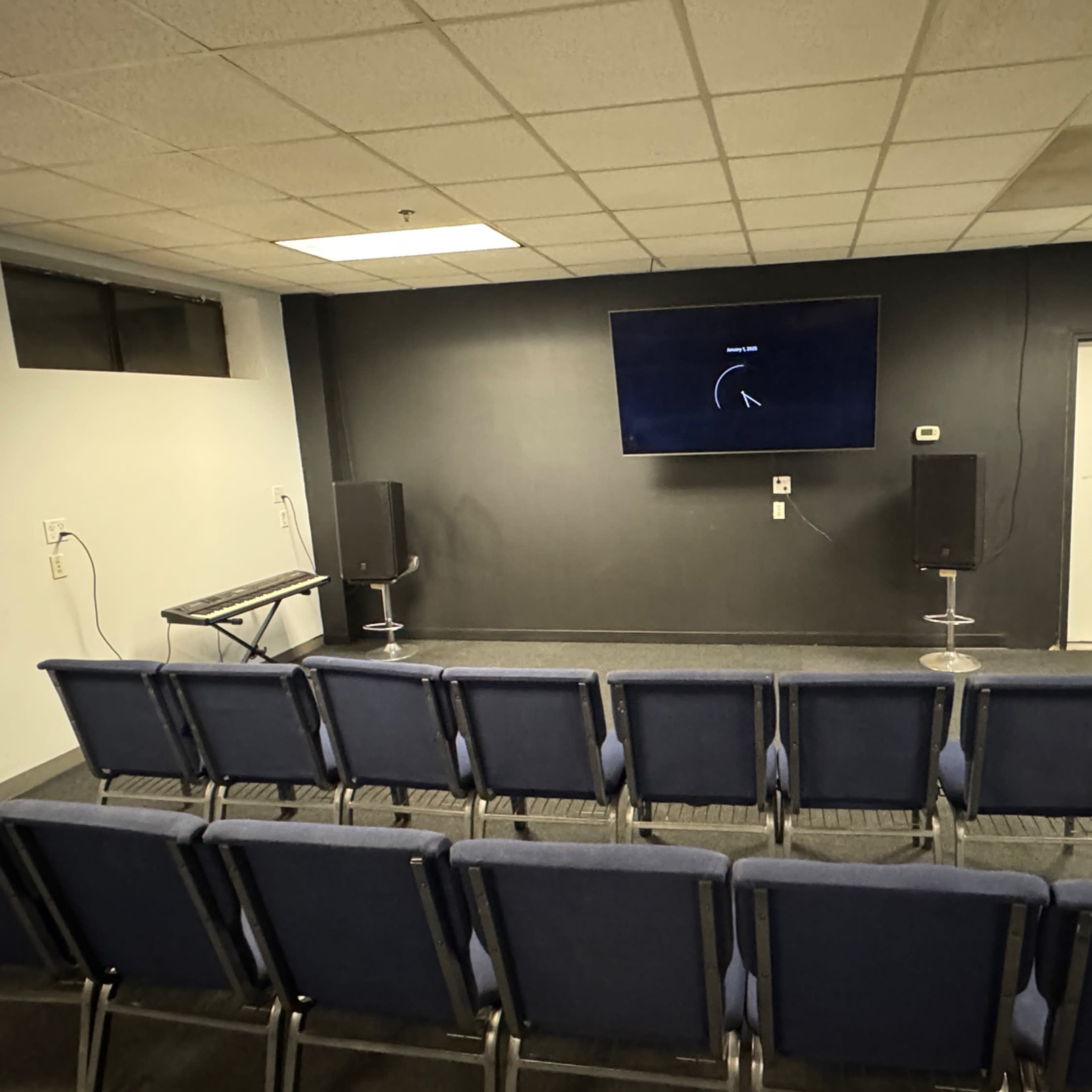 Modern Industrial Event Space with Parking for 60 Guests Image in Georgetown, Georgetown, MA