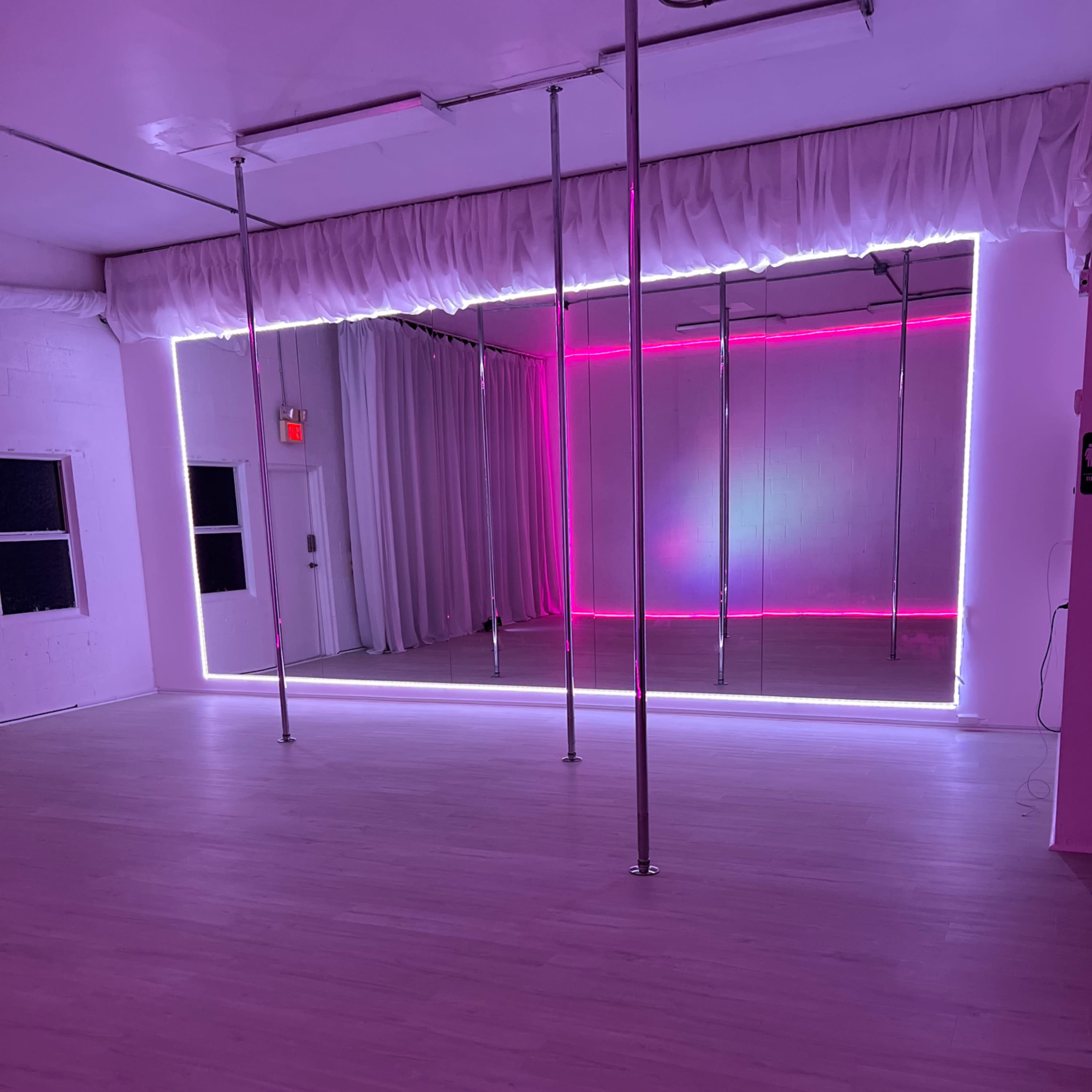 Unique Moody Studio with a Separate Neon Pole Room Image in Stuart, Stuart, FL
