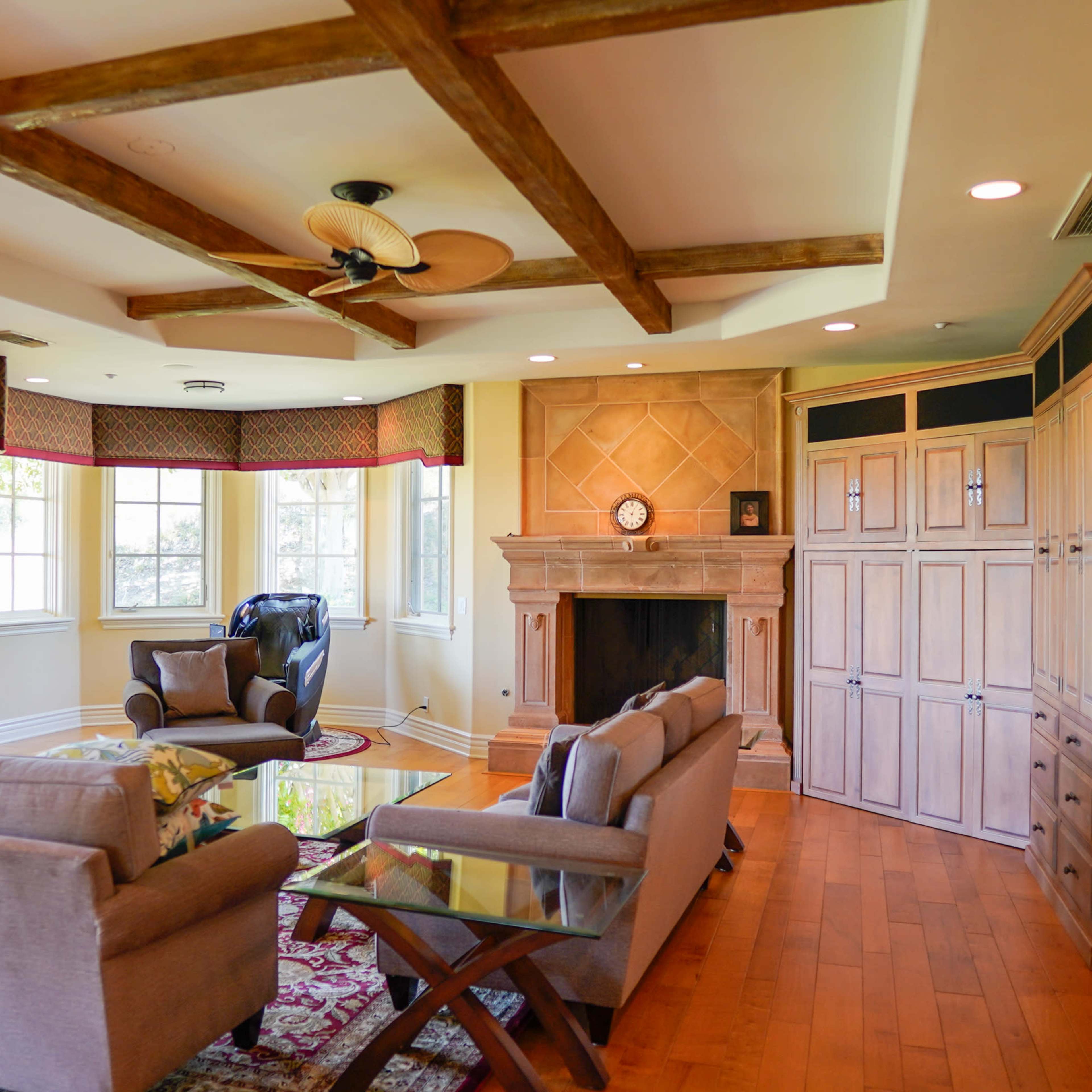Camarillo Estate Image in Camarillo, Camarillo, CA