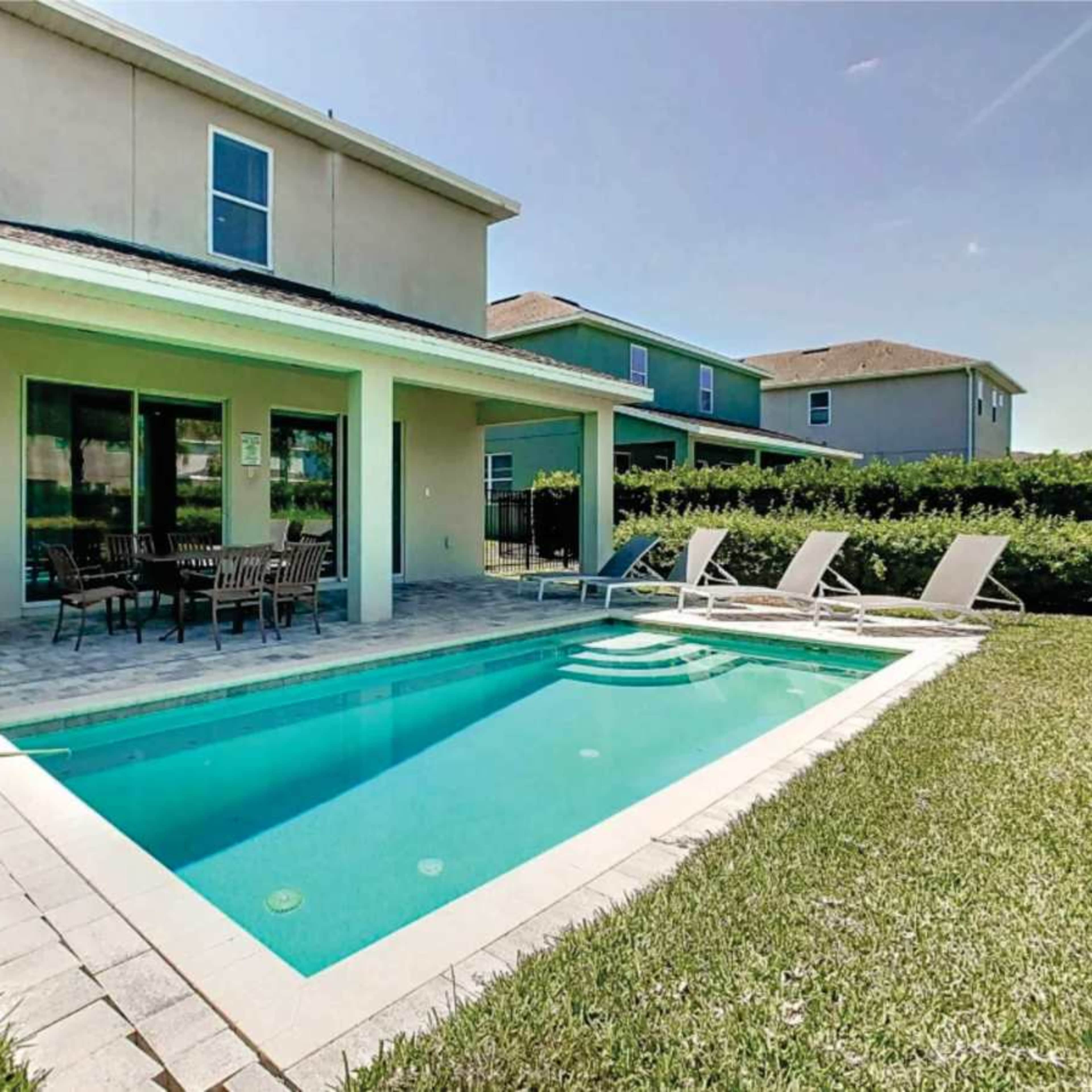 Green House Image in Four Corners, Kissimmee, FL