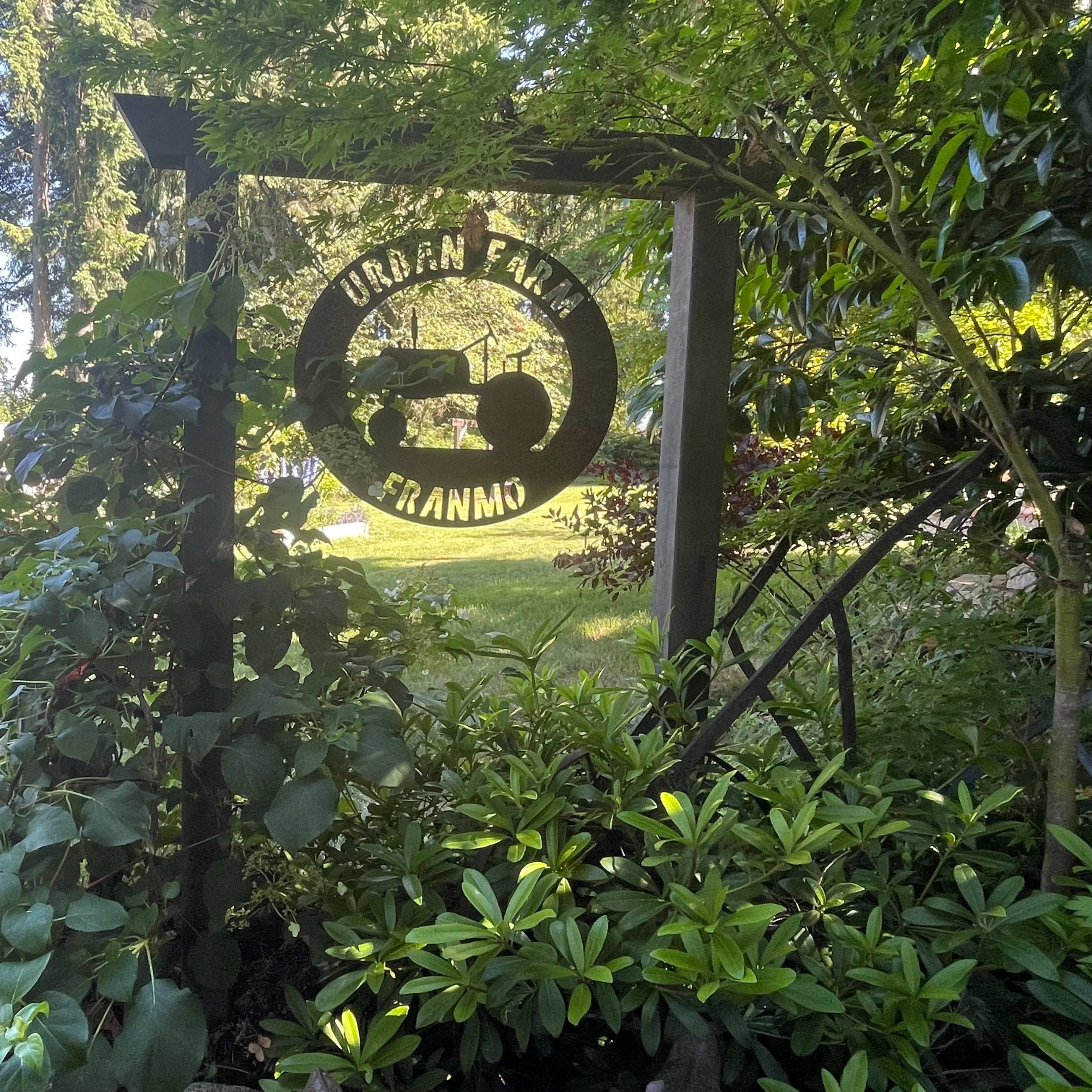 ​Garden Venue and Urban Farm for Daytime Events: Garden Party Receptions and Picnics, Small Weddings and Offsite Workshops and Meetings Image in Lake City, Seattle, WA