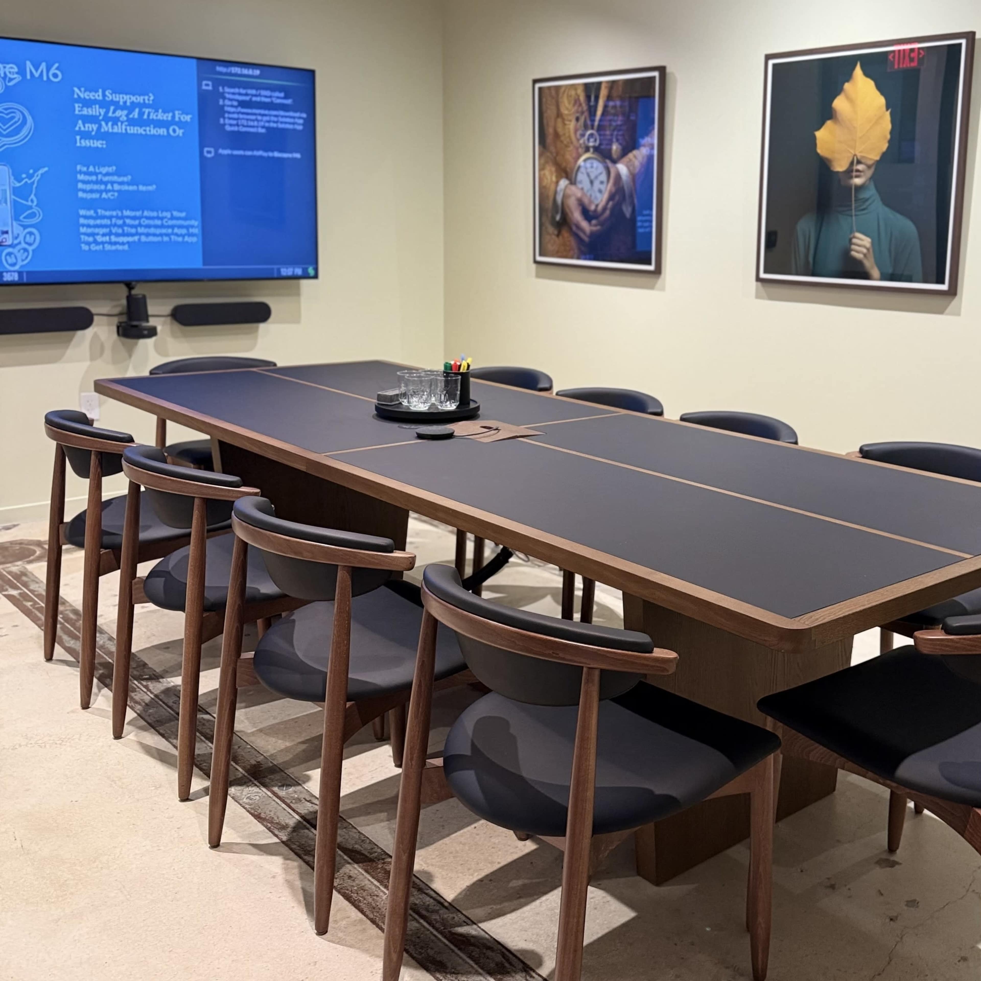 Meeting Room Downtown (Up to 10 people) Image in Downtown Miami, Miami, FL