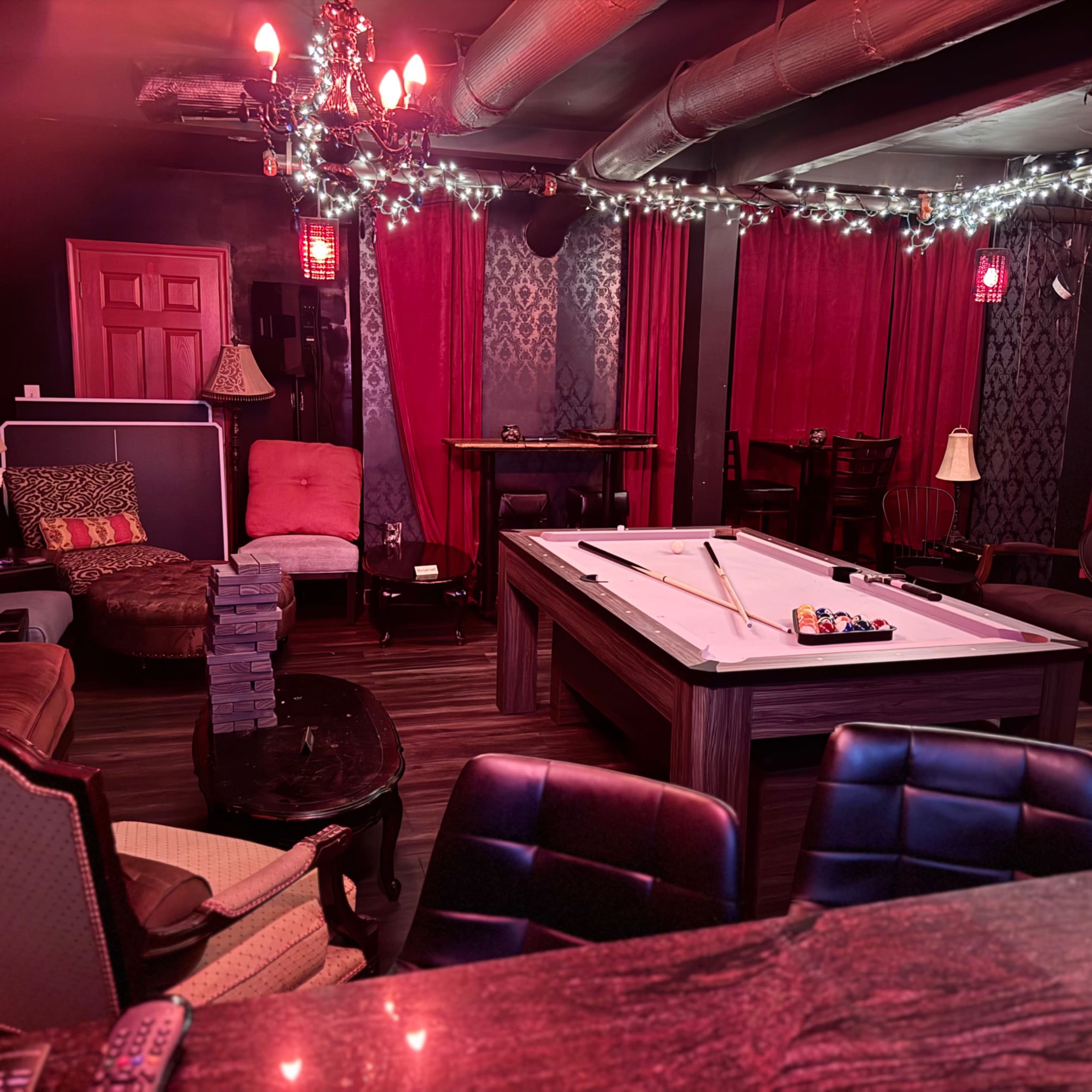 Speakeasy with Pool Table Image in Northeast Washington, Washington, DC