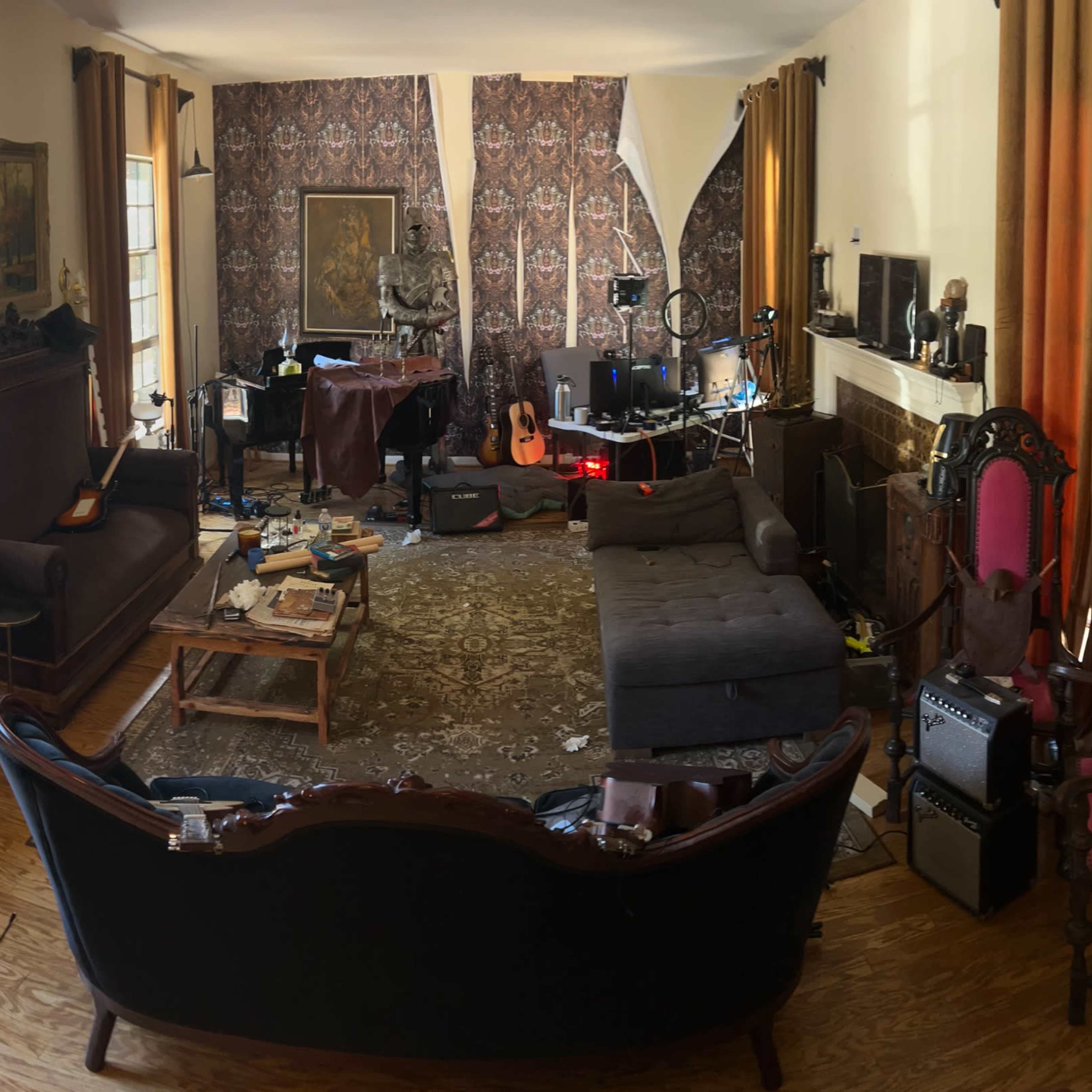 Medieval/Dark Academia Themed Livingroom Image in Del Rosa, San Bernardino, CA