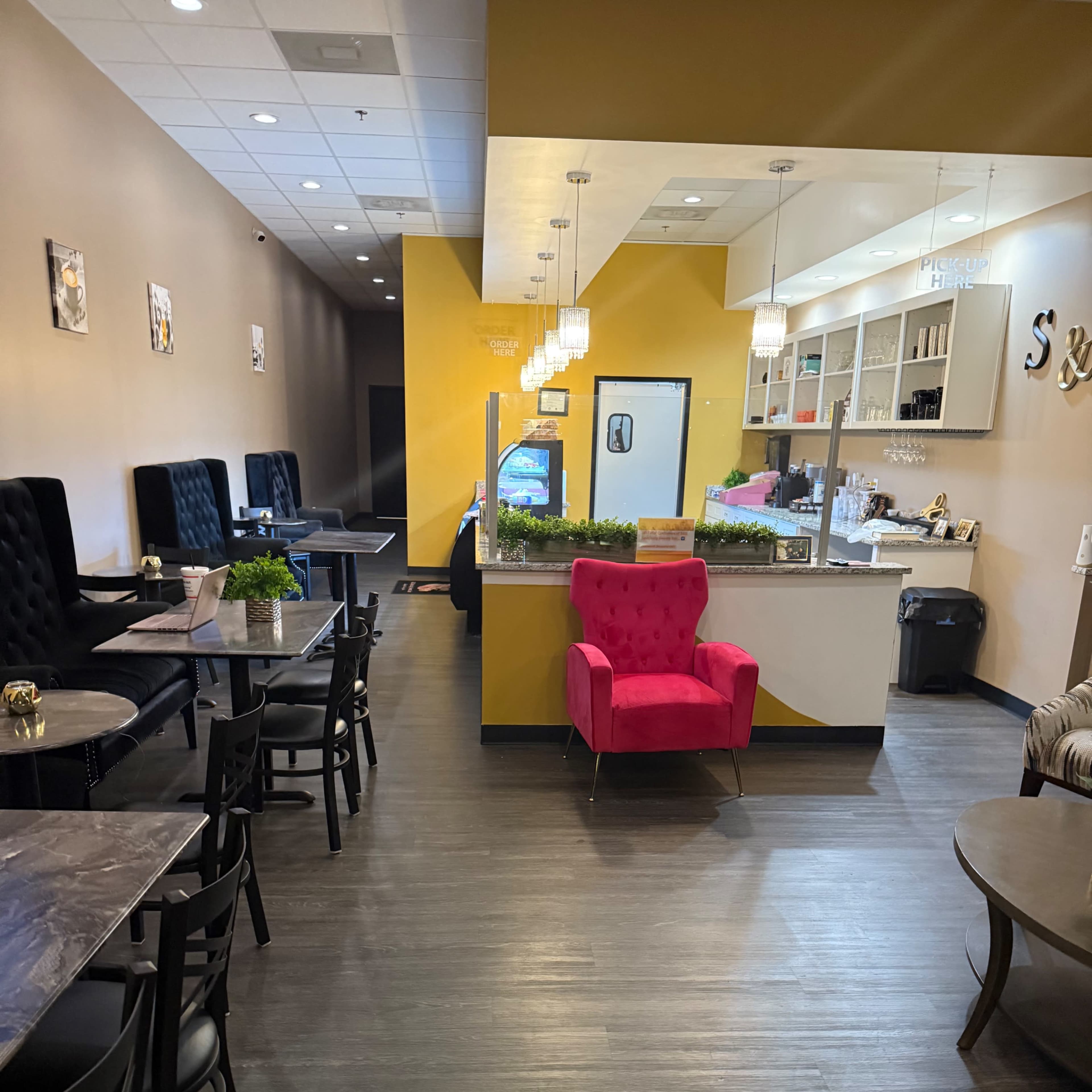 McDonough Dessert and Coffee Bar Image in McDonough, McDonough, GA
