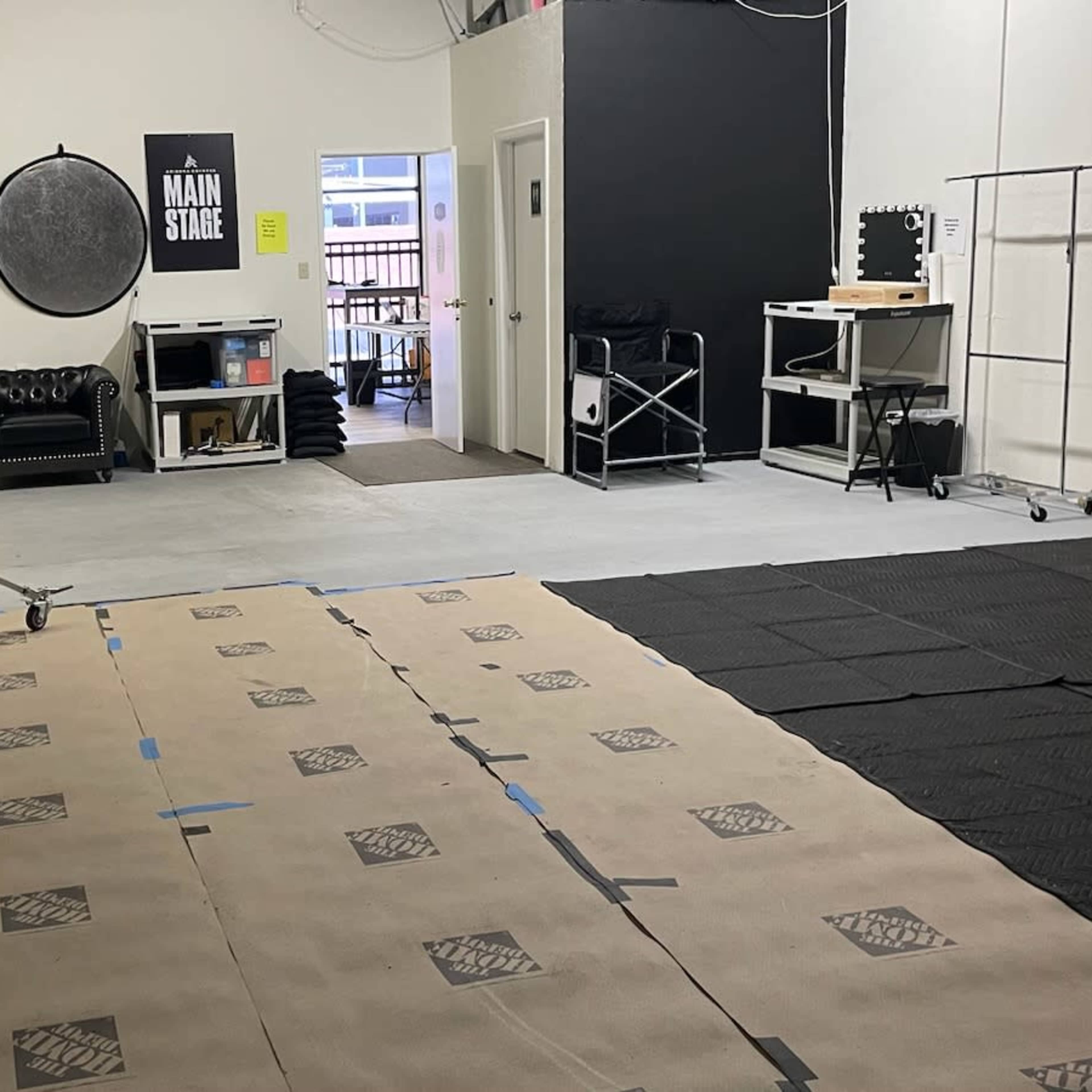 Centrally located industrial hybrid studio space located in Tempe AZ Image in Tempe, Tempe, AZ
