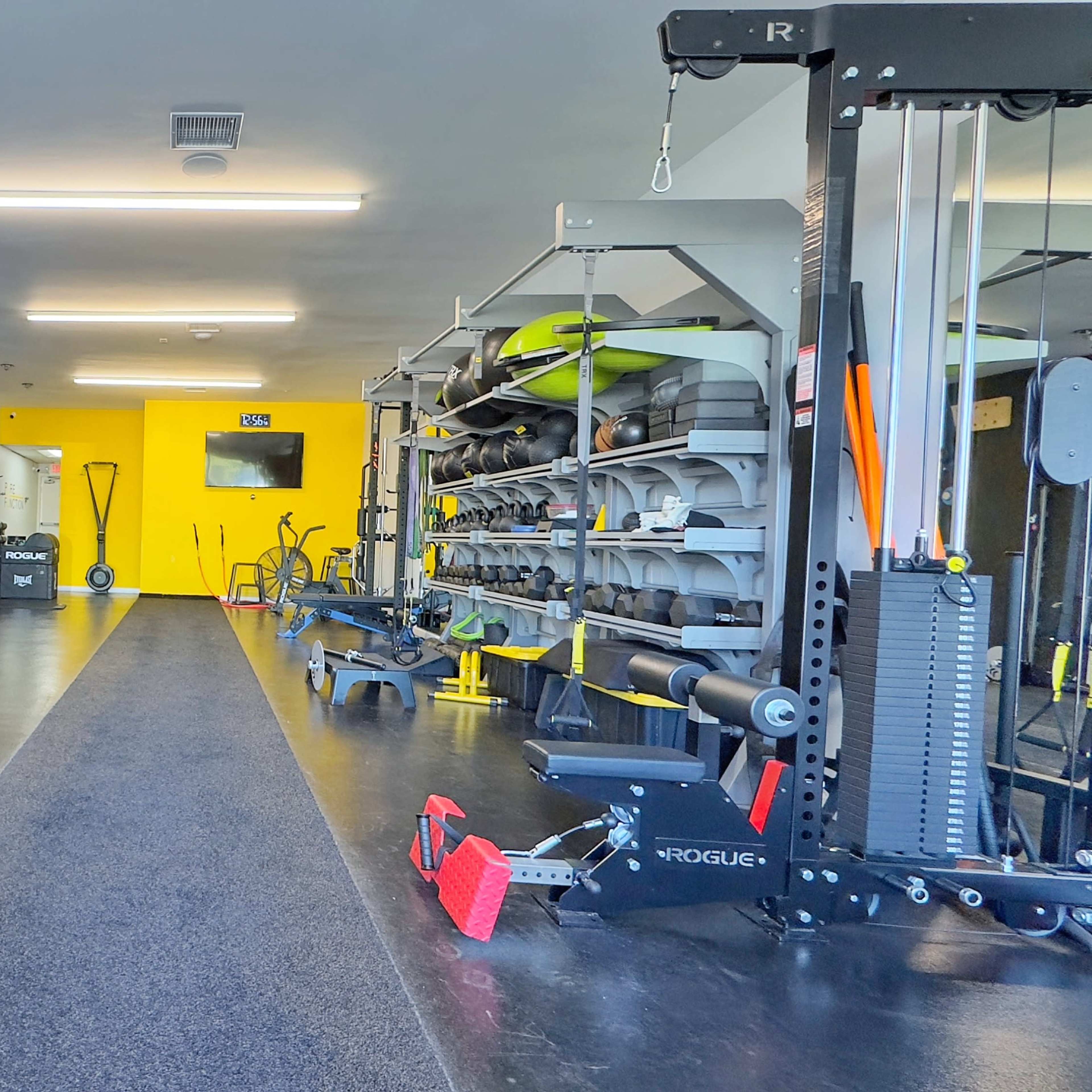 Nestled in the heart of Woodland Hills, right off Ventura Boulevard, our boutique fitness studio provides a personalized and premium training experience. With our prime location and a welcoming atmosphere Image in Woodland Hills, Los Angeles, CA