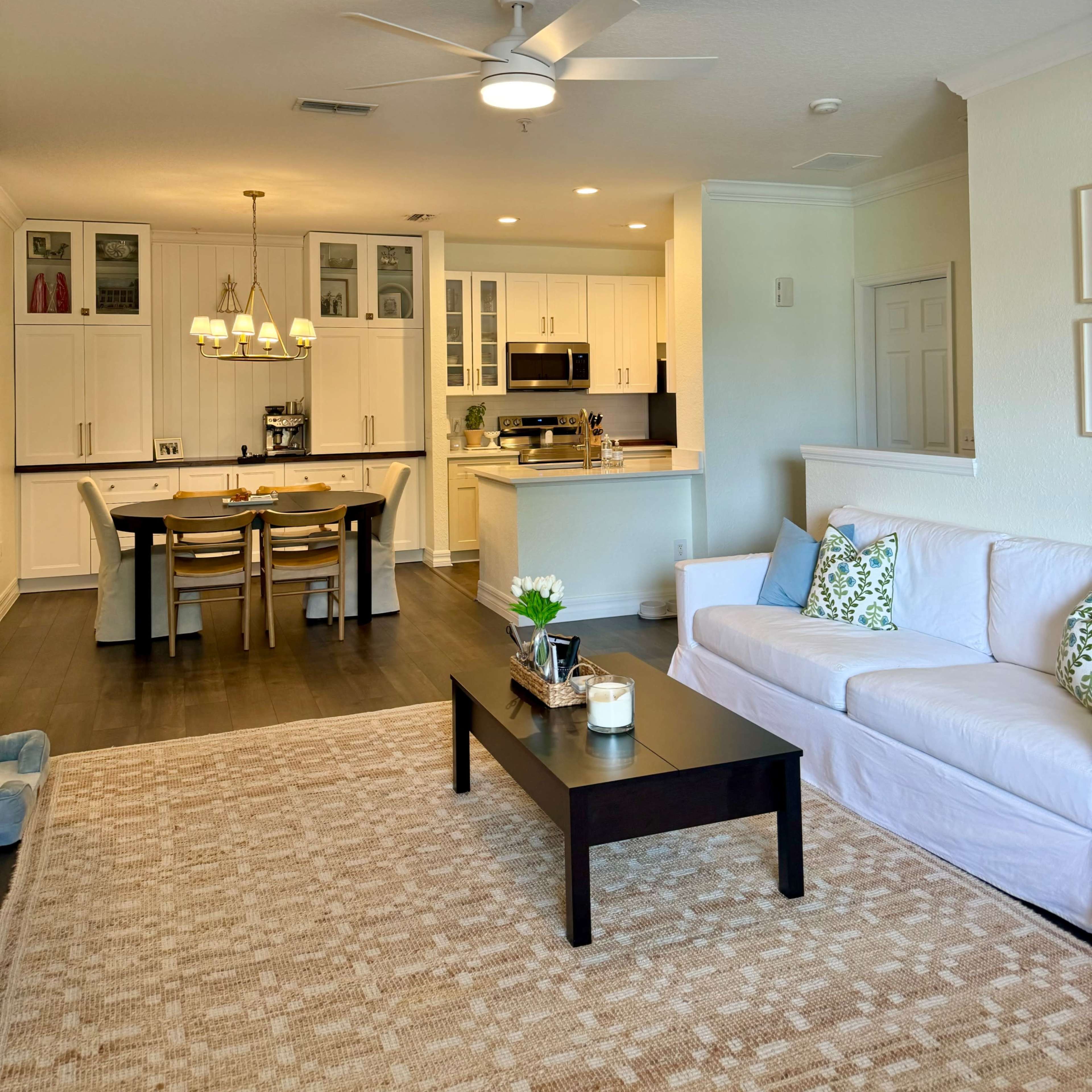 Classic and Cozy Nancy Meyers inspired Condo Image in Winter Garden, Winter Garden, FL
