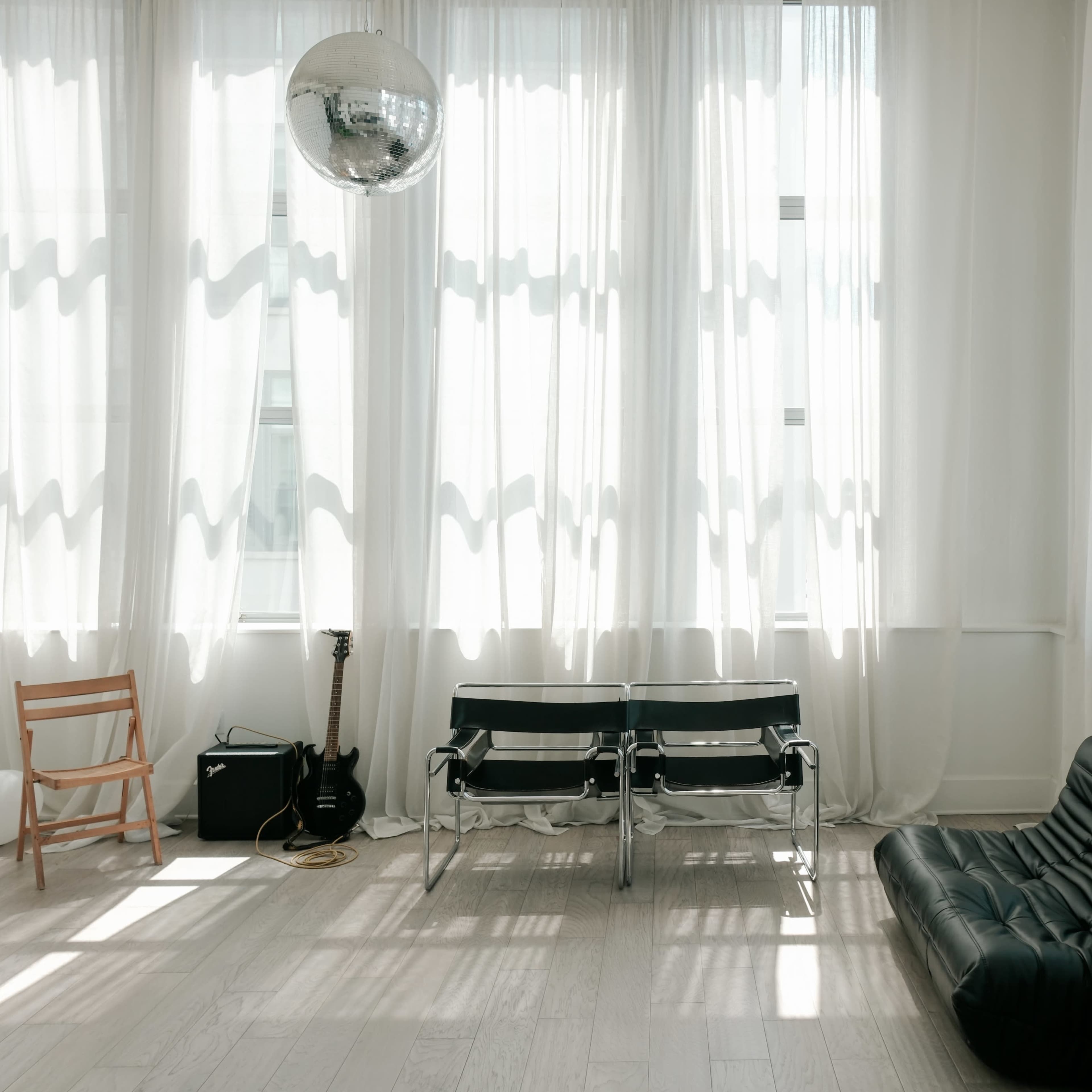 Sun Bathed Minimalistic Artist's Loft / Photo Studio Image in West Side, Jersey City, NJ