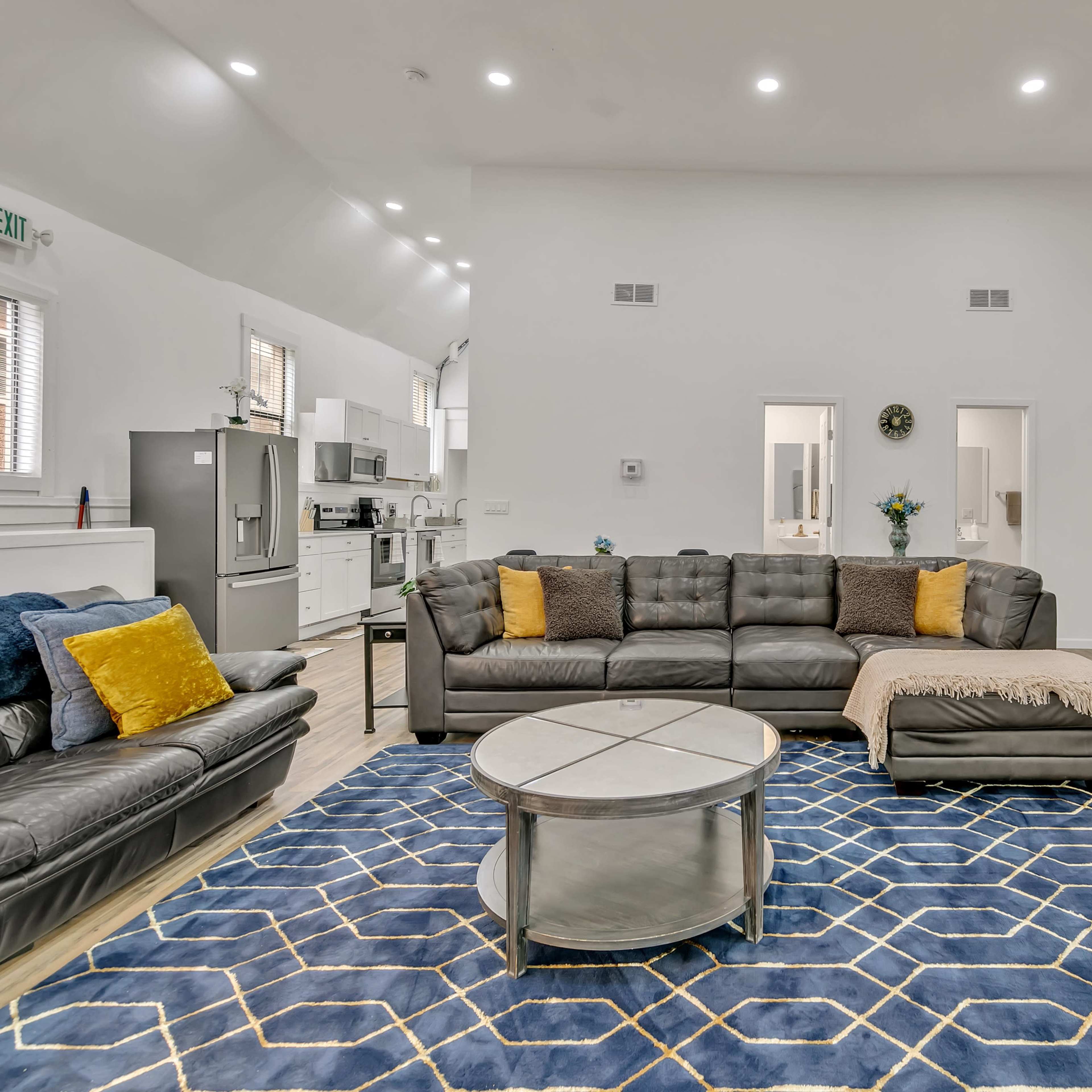 The Nest – 2,700 sqft Modern Loft for Productions & Gatherings Image in Rainier Valley, Seattle, WA