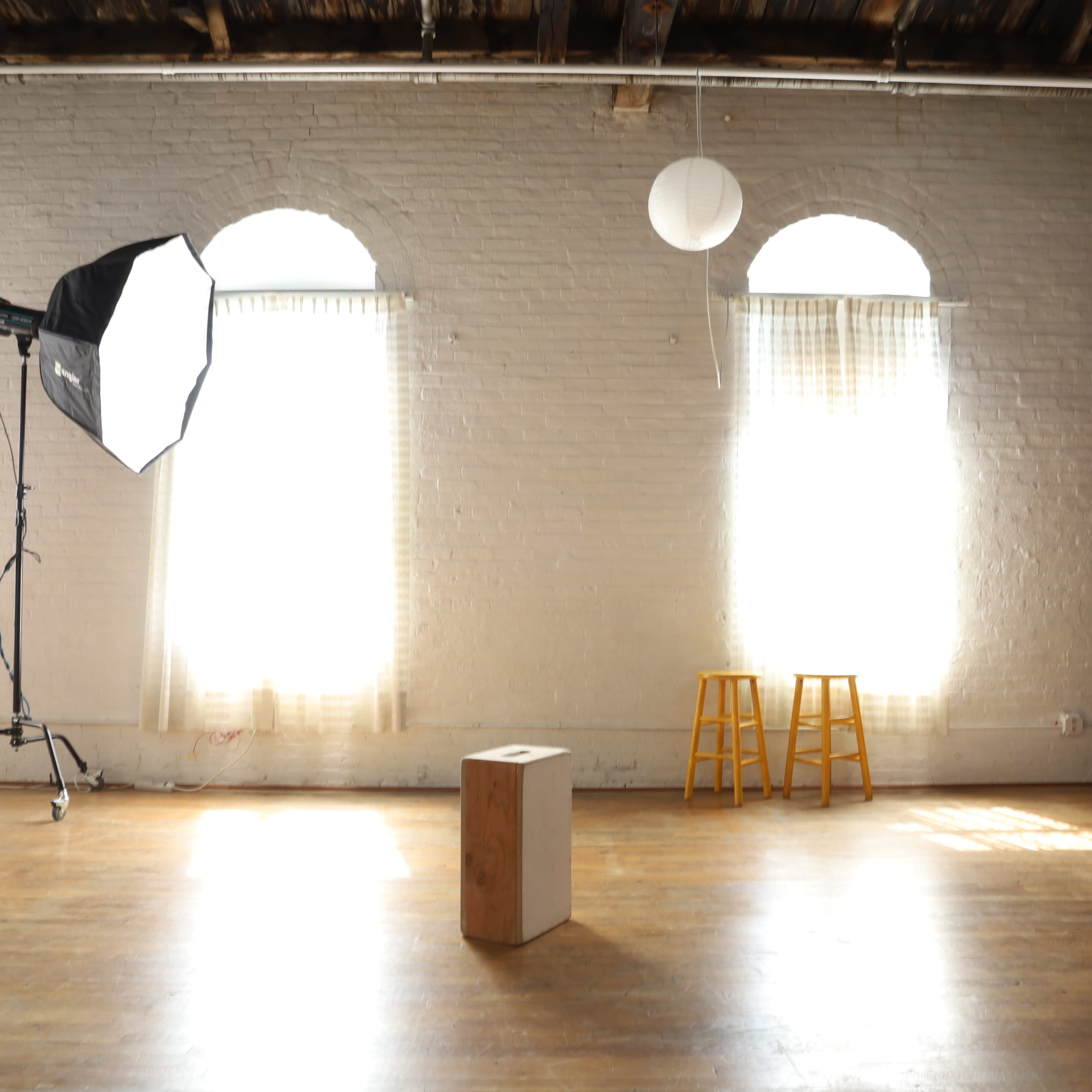 Classic White Brick Artist Loft Image in Bushwick, Brooklyn, NY