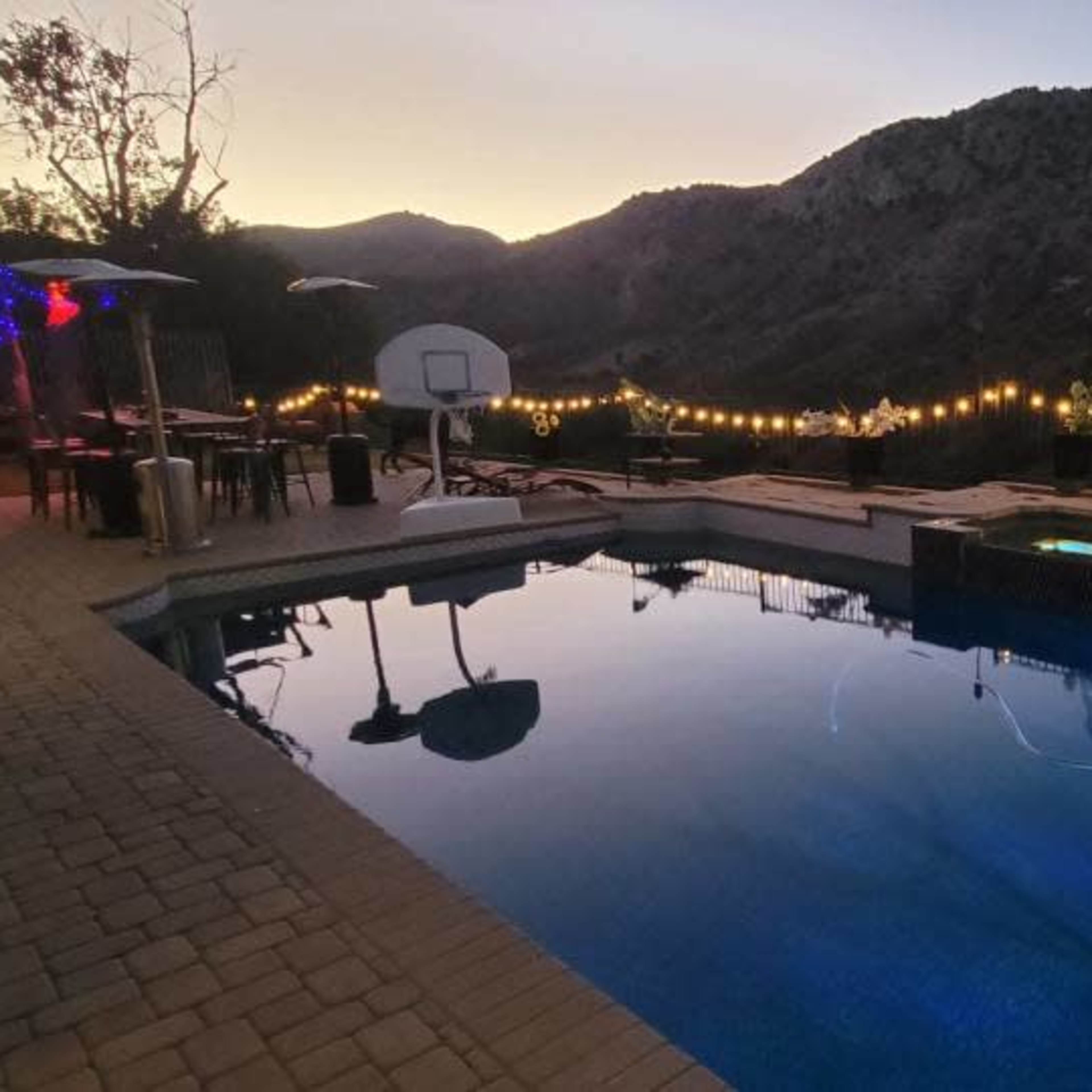 Mountain view retreat Image in , Los Angeles County, CA