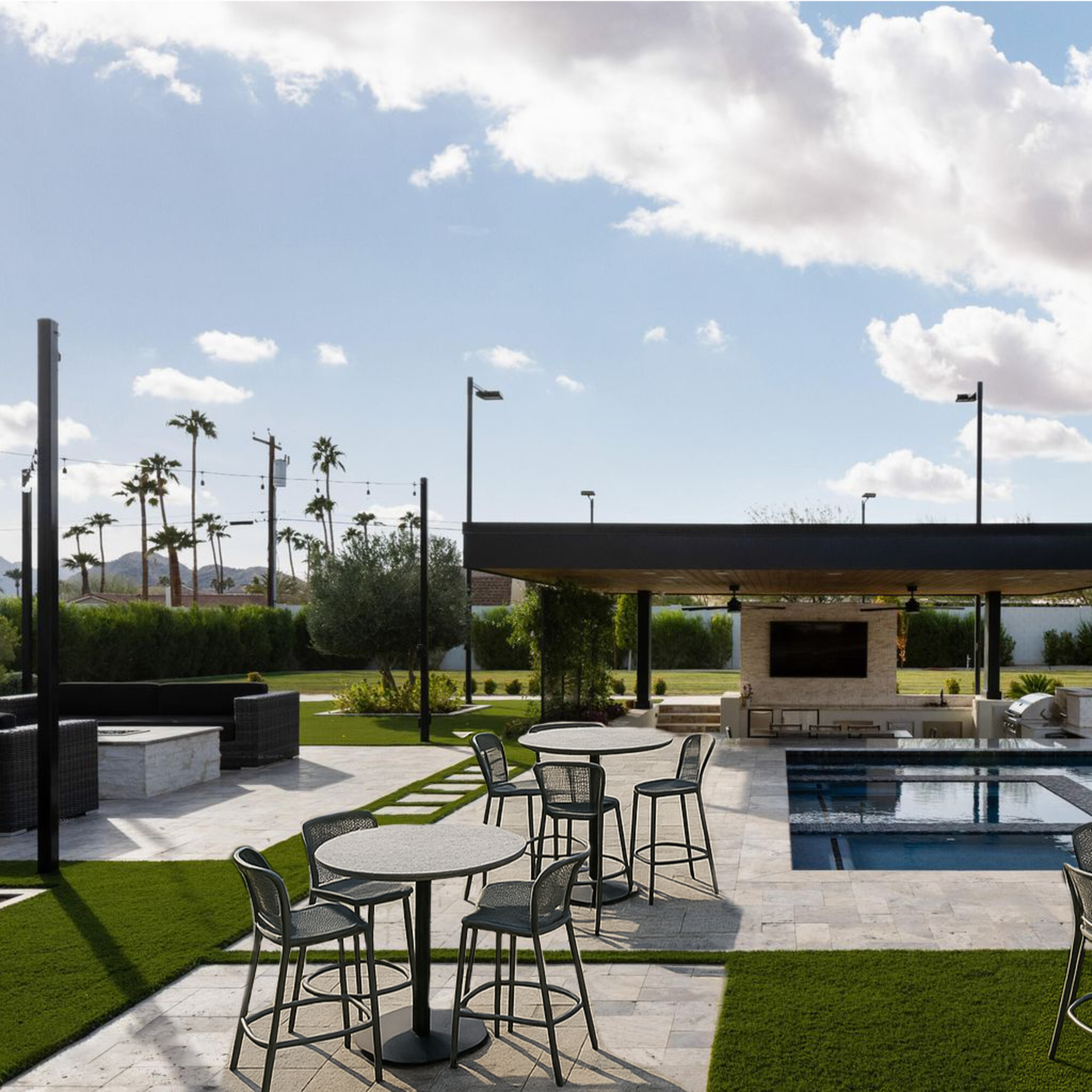 Ultimate Backyard Oasis with Pool, Swim-Up Bar, Pickleball & More! Image in Paradise Valley Village, Paradise Valley, AZ