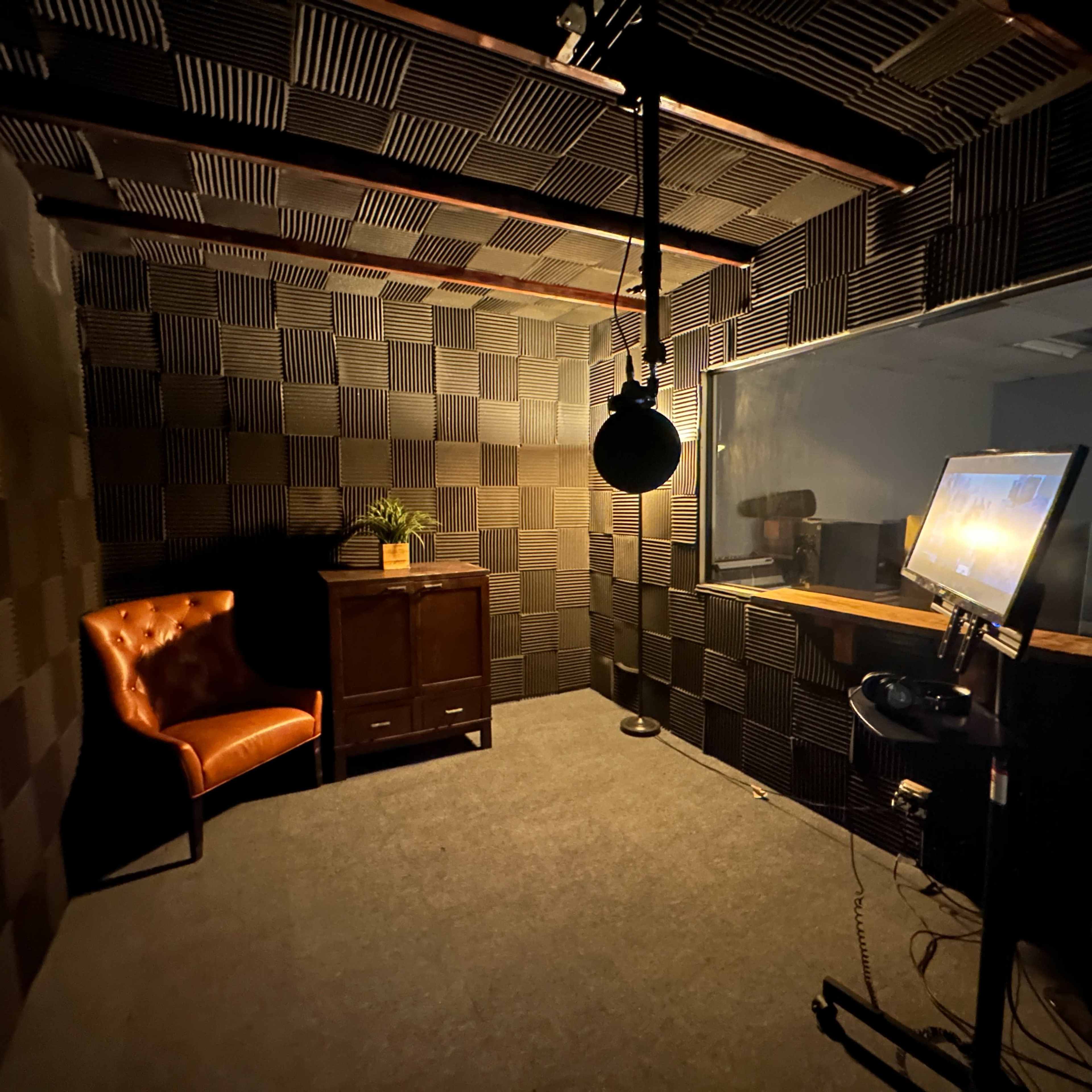 Vocal Booth Space Downtown LA Image in South Los Angeles, Los Angeles, CA