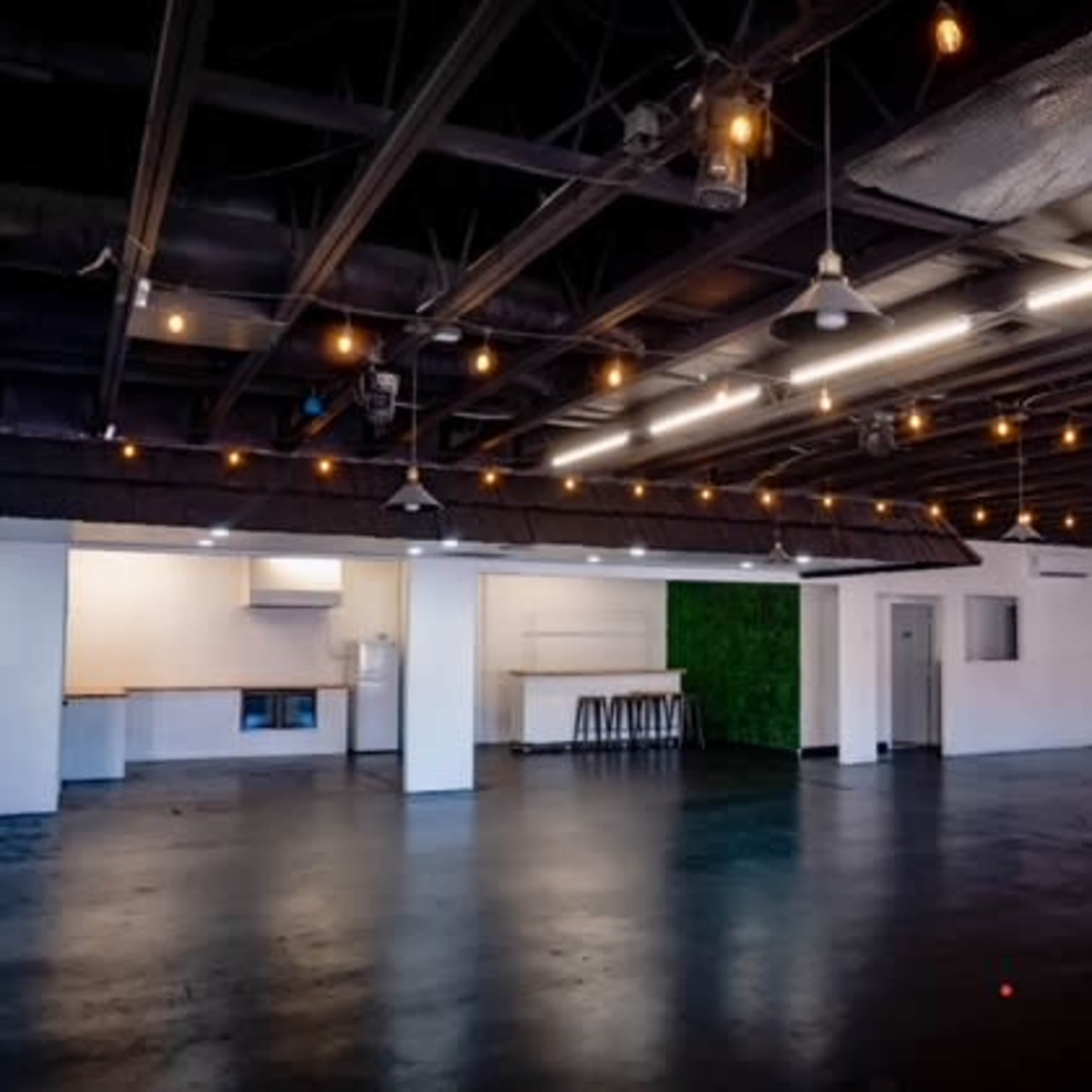 Modern and Versatile Event and Party Venue Image in Reed Park, Mesa, AZ