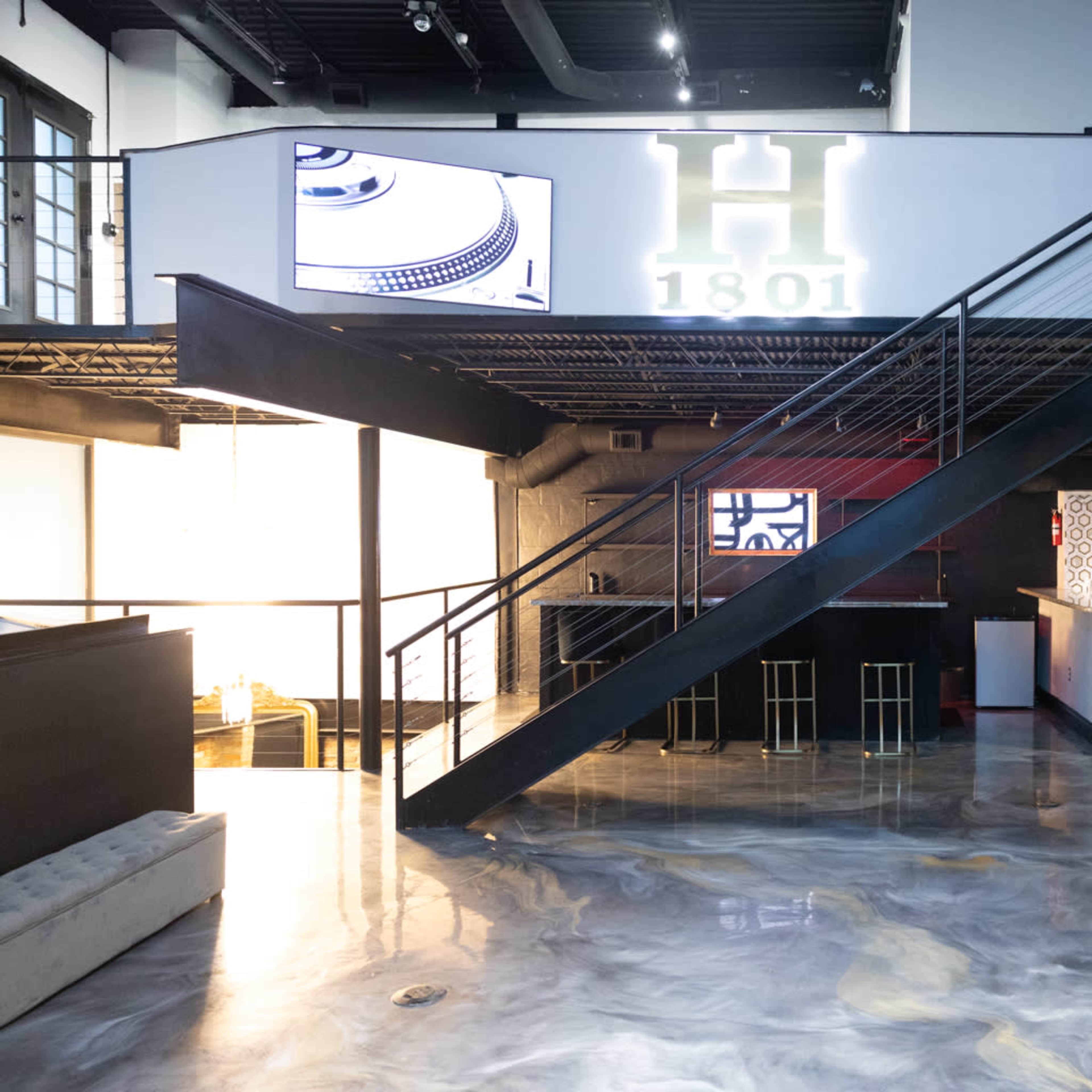 Multi Leveled Venue with Rooftop Views Image in Dallas Downtown Historic District, Dallas, TX