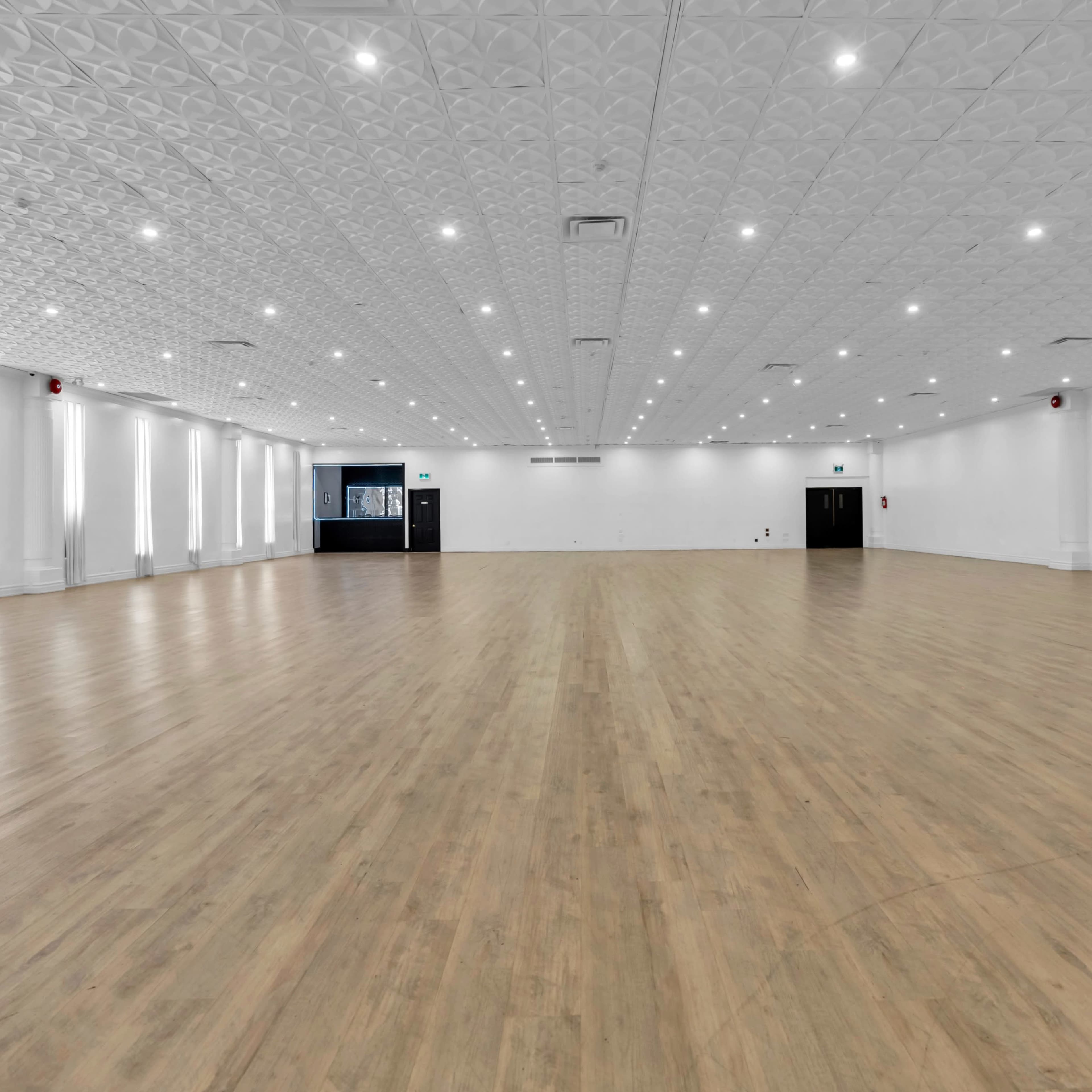 Bright, Spacious Banquet Hall Image in Syme, Toronto, ON