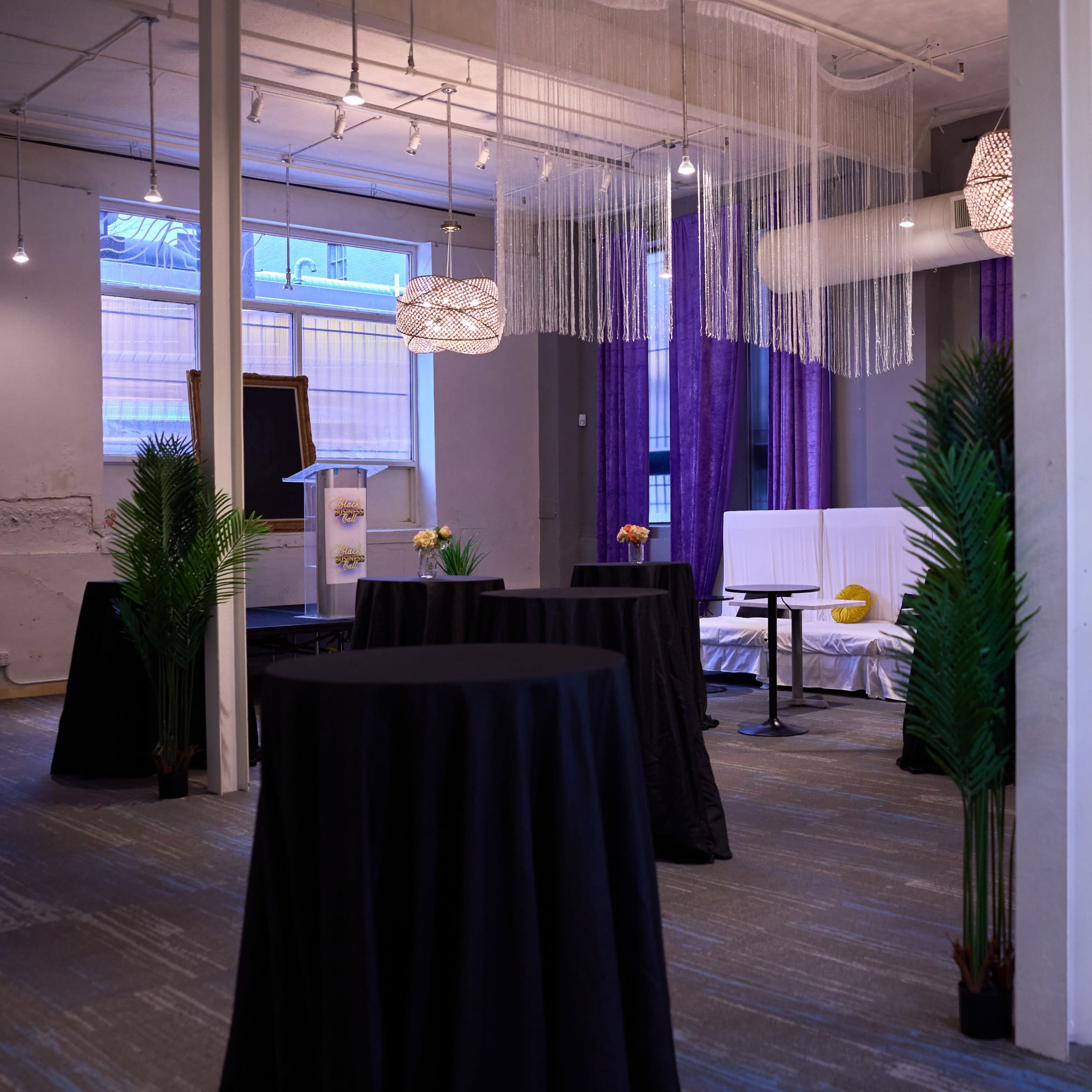 The Luxe at Harmon by BBE - Lower Level Space Image in Downtown West, Minneapolis, MN