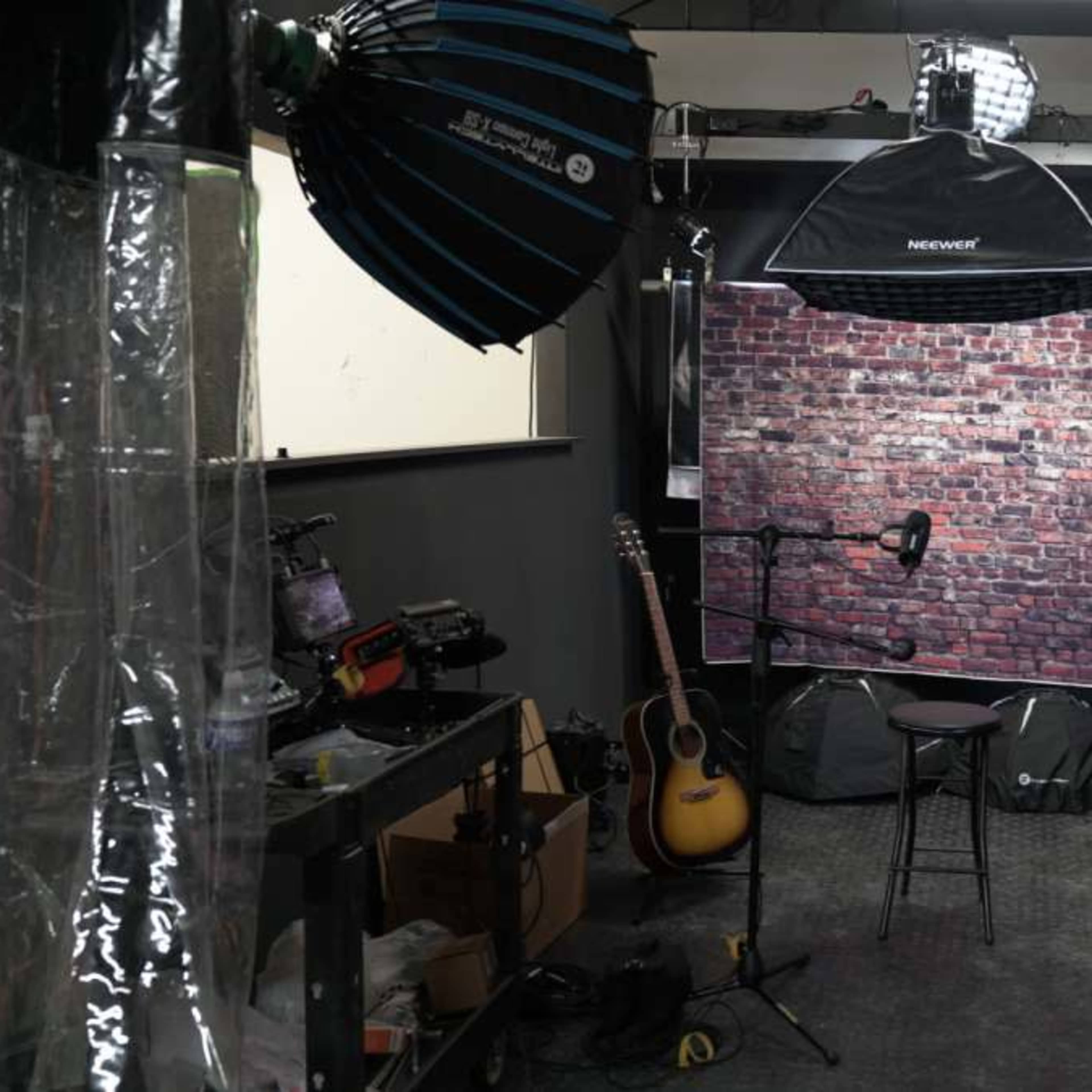 Video/Photo studio climate controlled. We can shoot, edit and live uplink video. Image in Whites Creek, Nashville, TN
