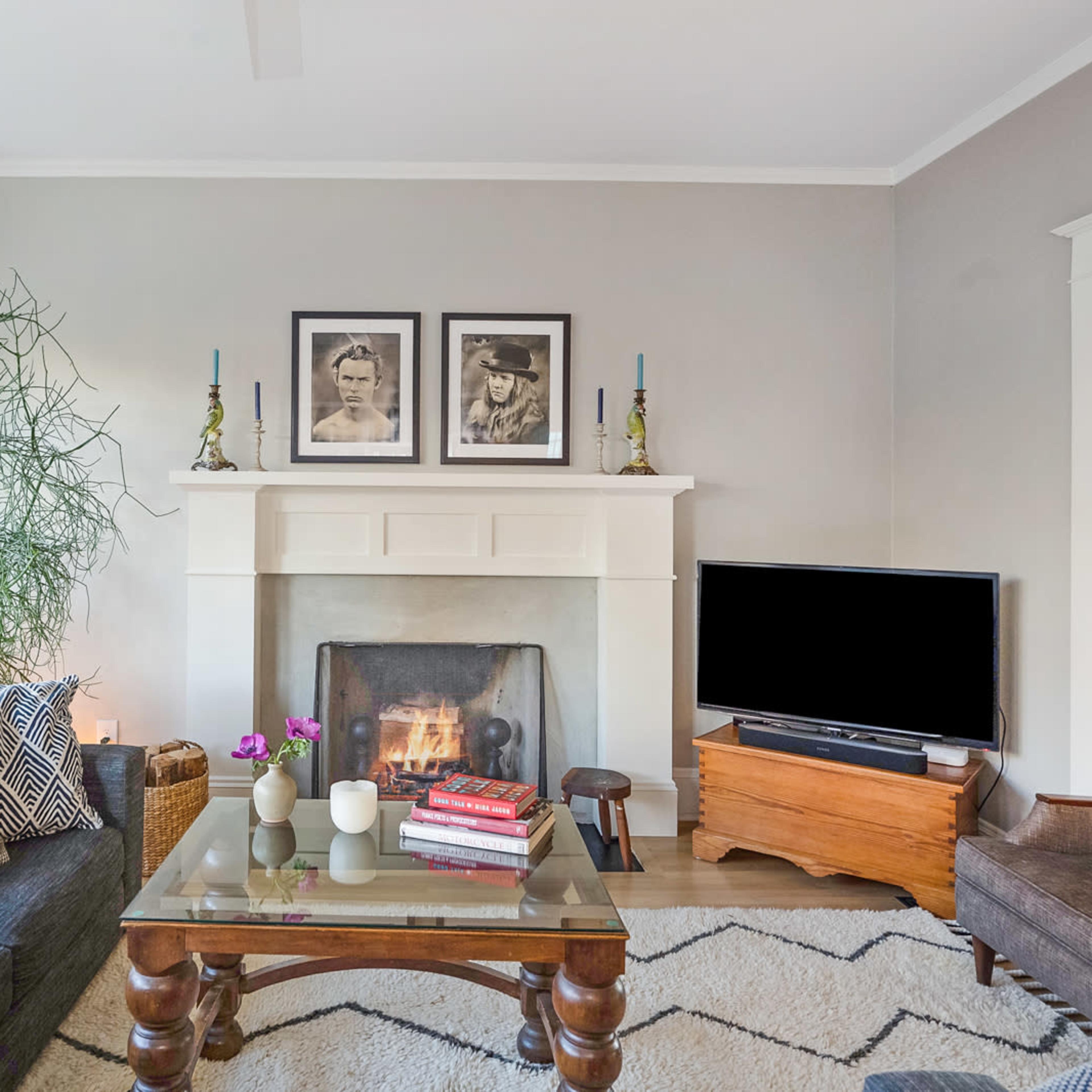 1913 Meets Modern in Convenient Urban Location Image in Overlook, Portland, OR