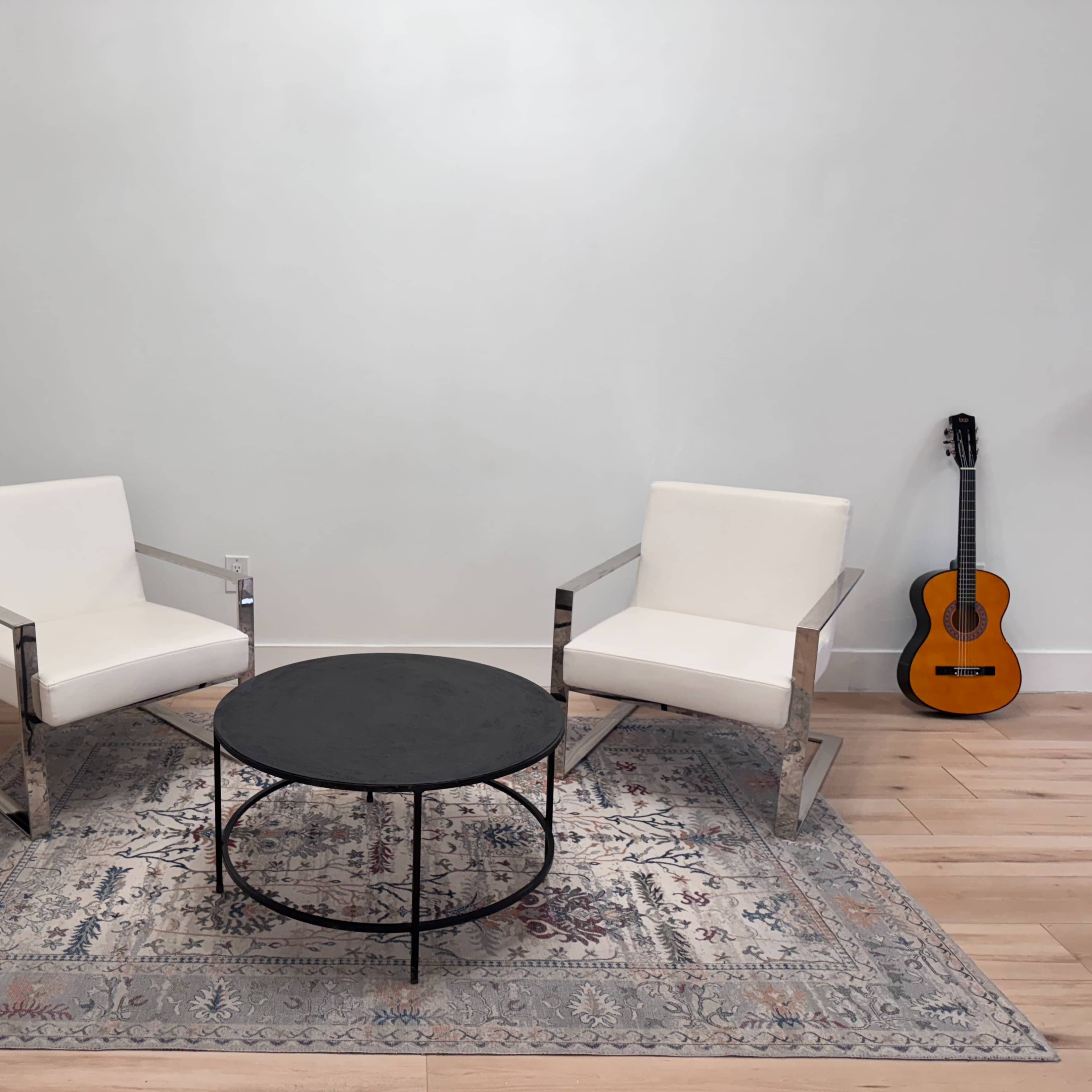 Sunny Mott Haven Studio Image in Mott Haven, Bronx County, NY
