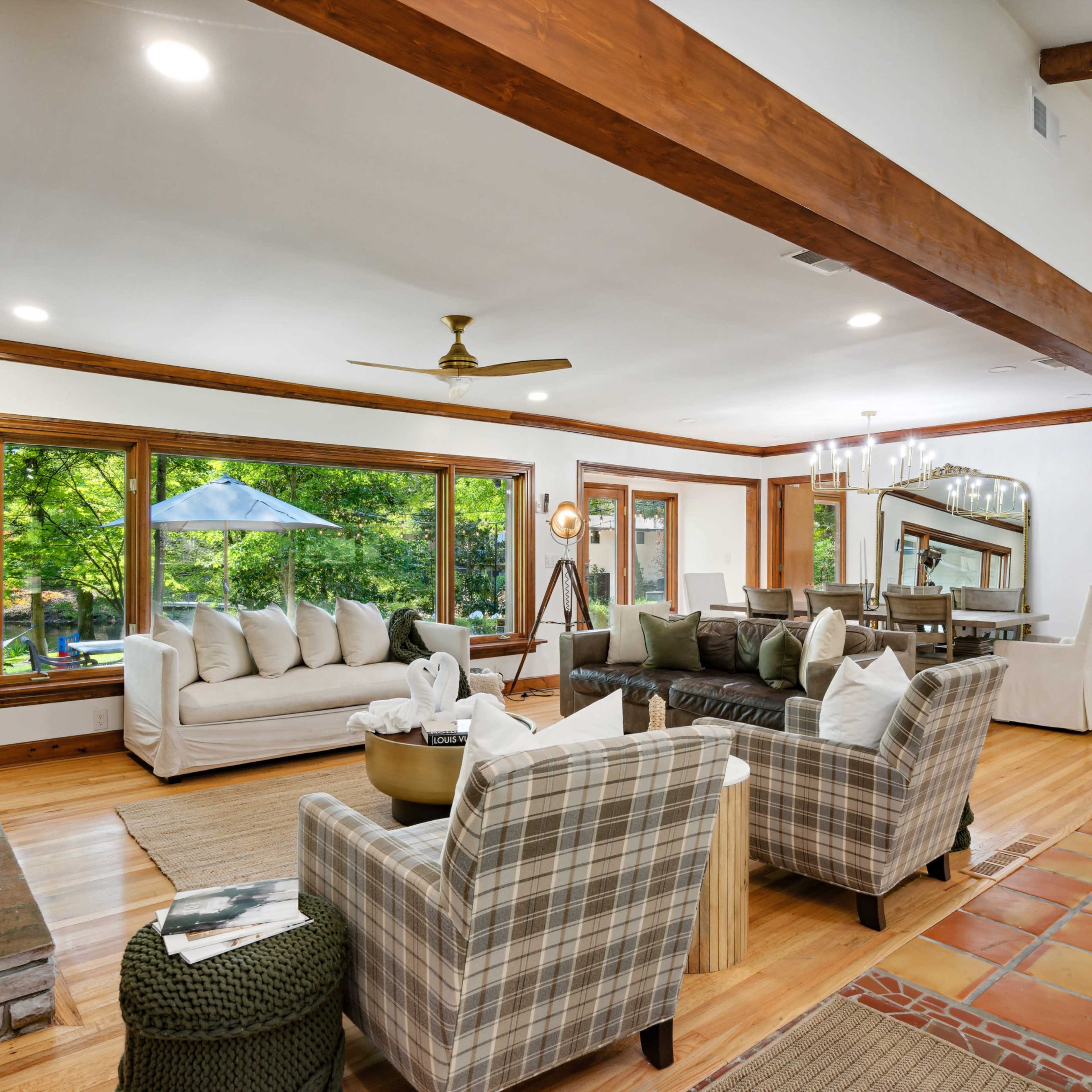 Memphis Lakeside Haven Image in Lakewood Hills, Memphis, TN