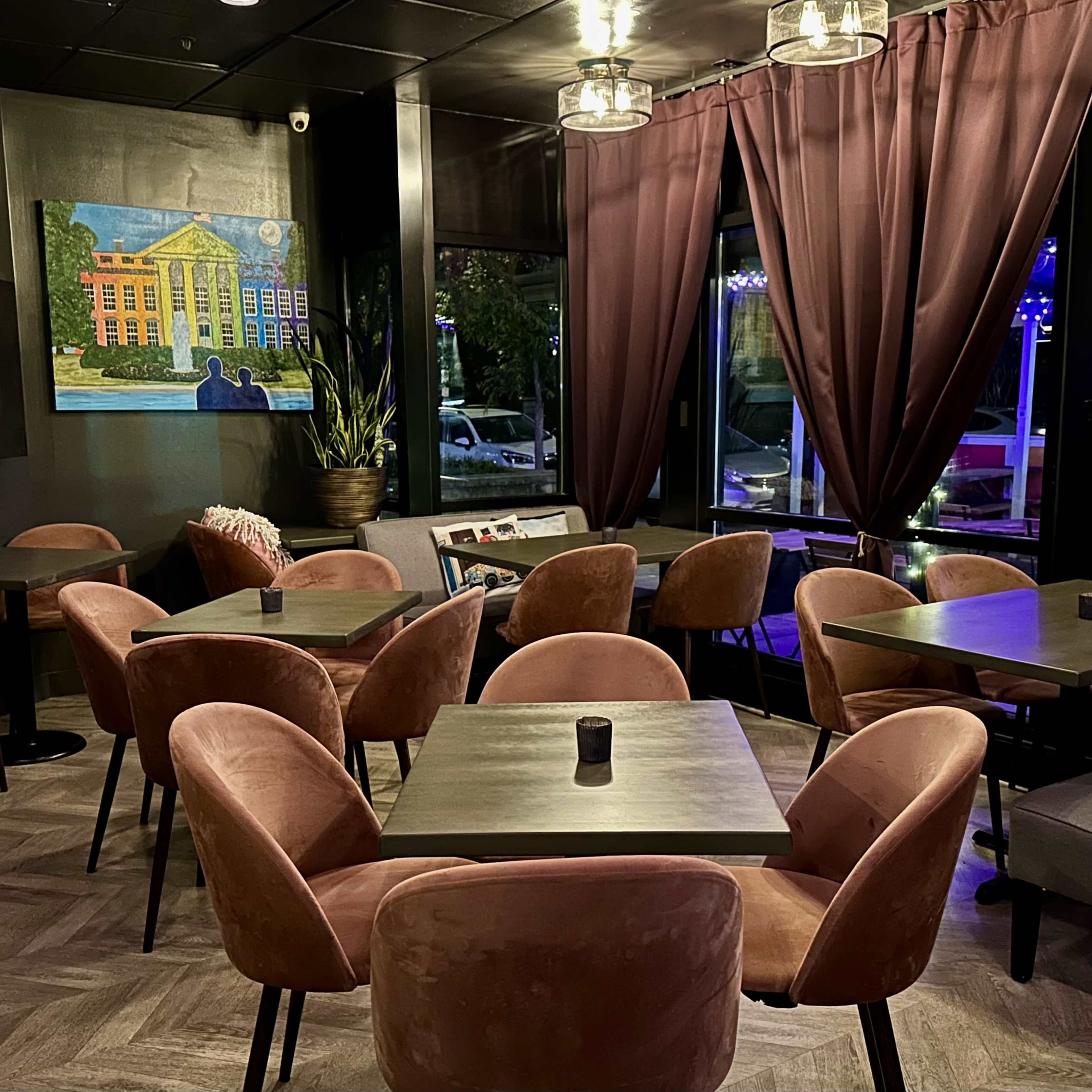 Urban Bar Image in Cardozo, Washington, DC