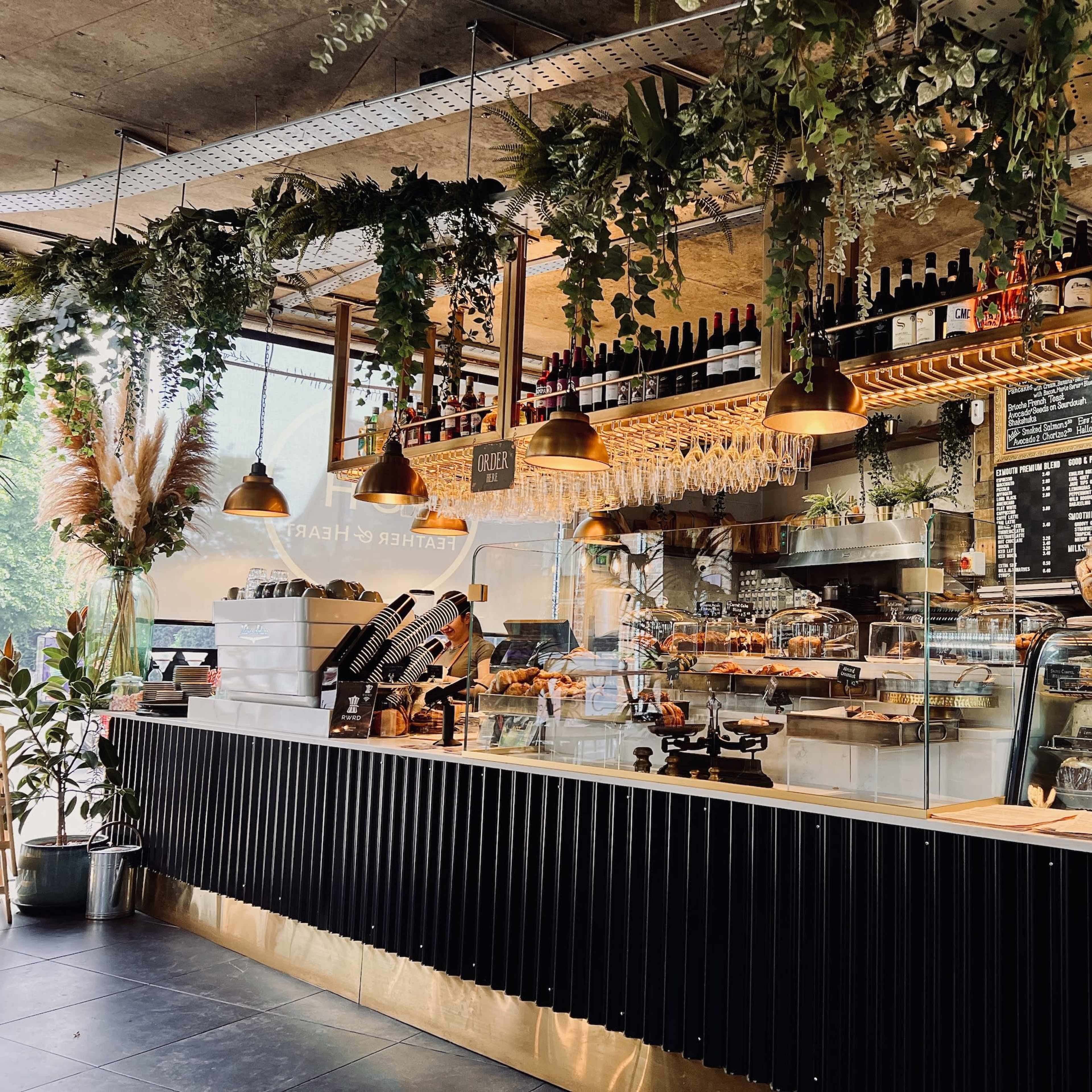 Stylish Café Space with Chic Decor & Natural Light in Brentford Lock with Outdoor Seating, Perfect for Shoots & Intimate Gatherings Image in Brentford, Brentford, England