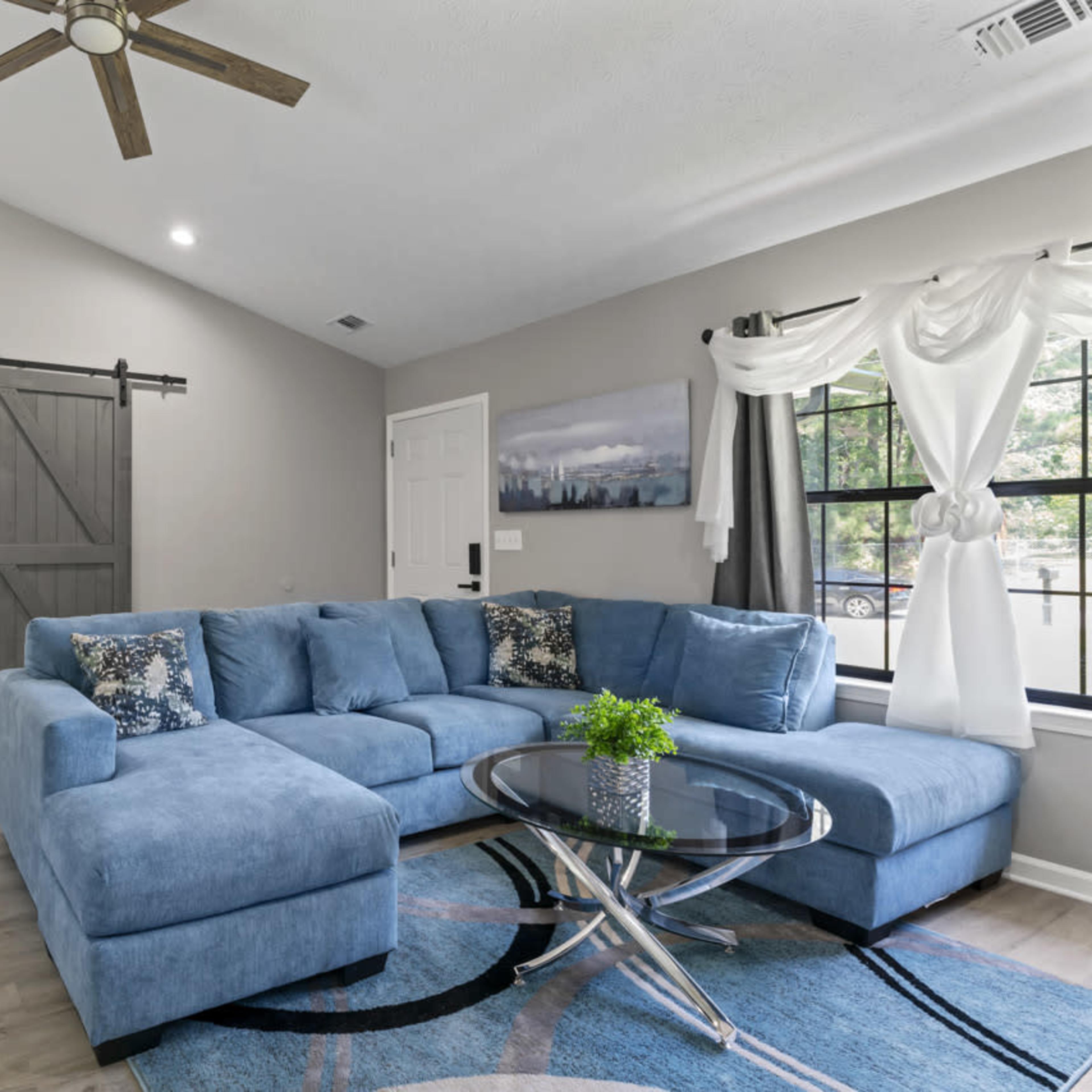 Refined Luxury at the Calming Loft! Image in Irondale, Jonesboro, GA