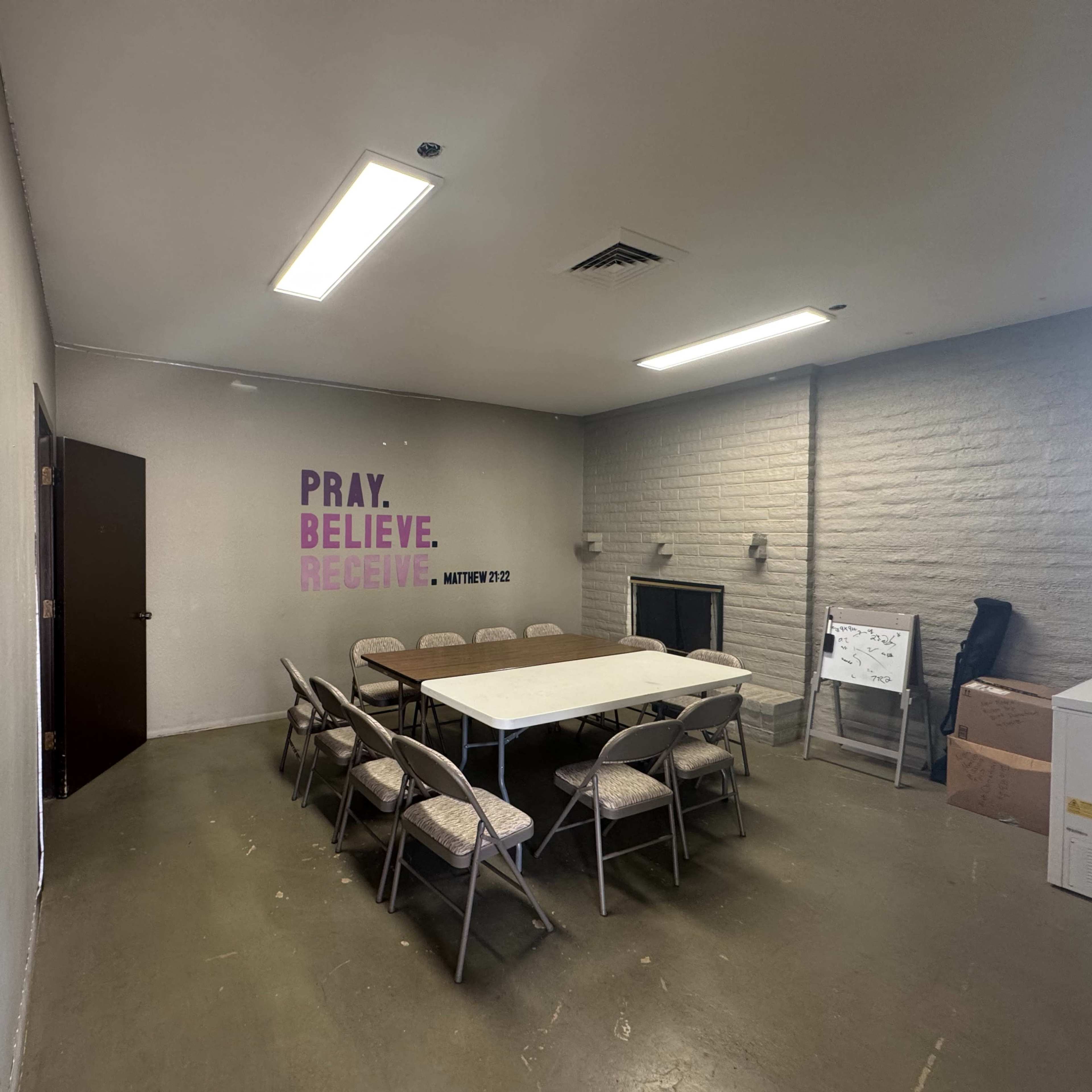 Warm & Inviting Space for Meetings in Paradise Valley Image in Stanford Hills, Paradise Valley, AZ