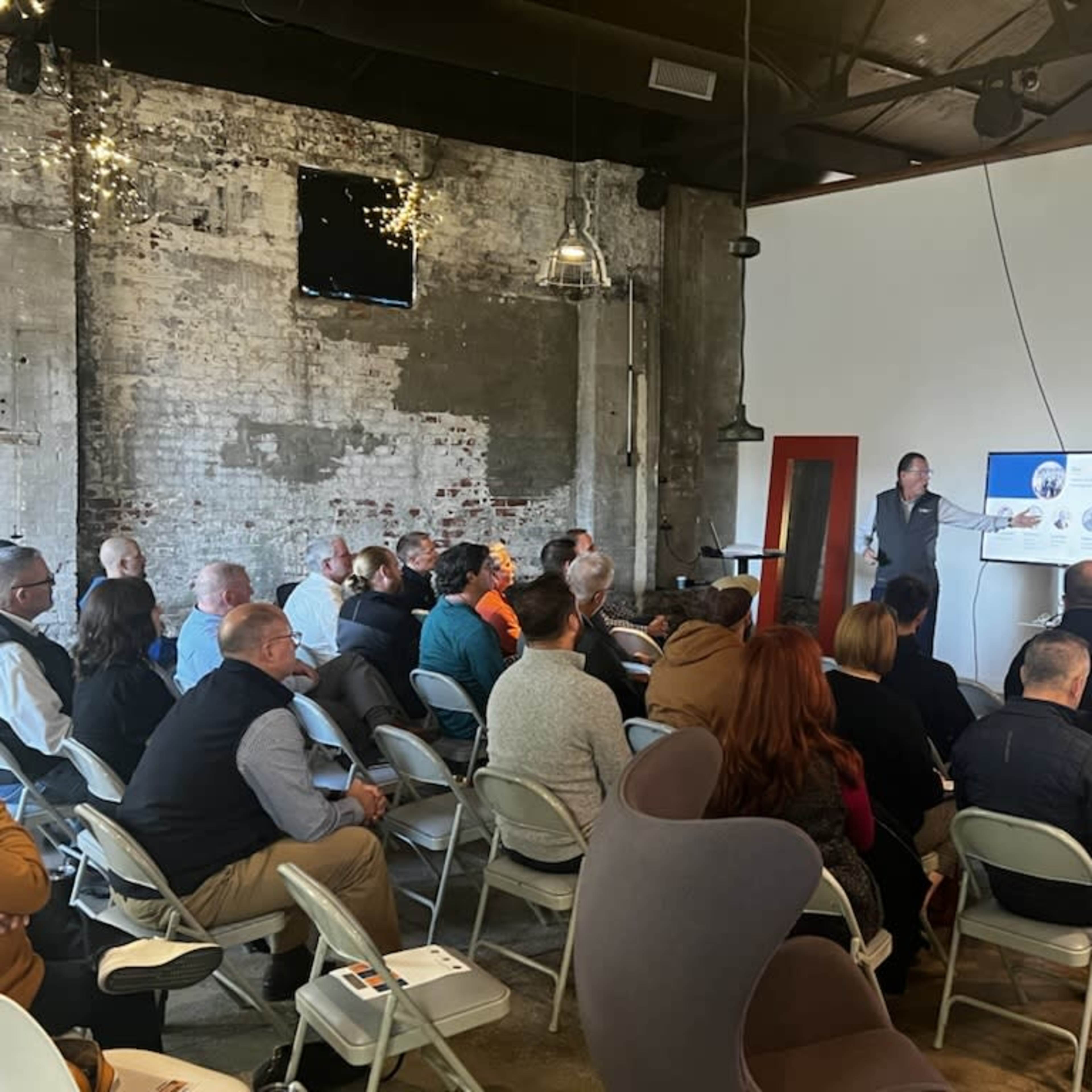 Thoughtfully designed for creative off-sites, brainstorming sessions, workshops and more. Image in Newport, Newport, KY