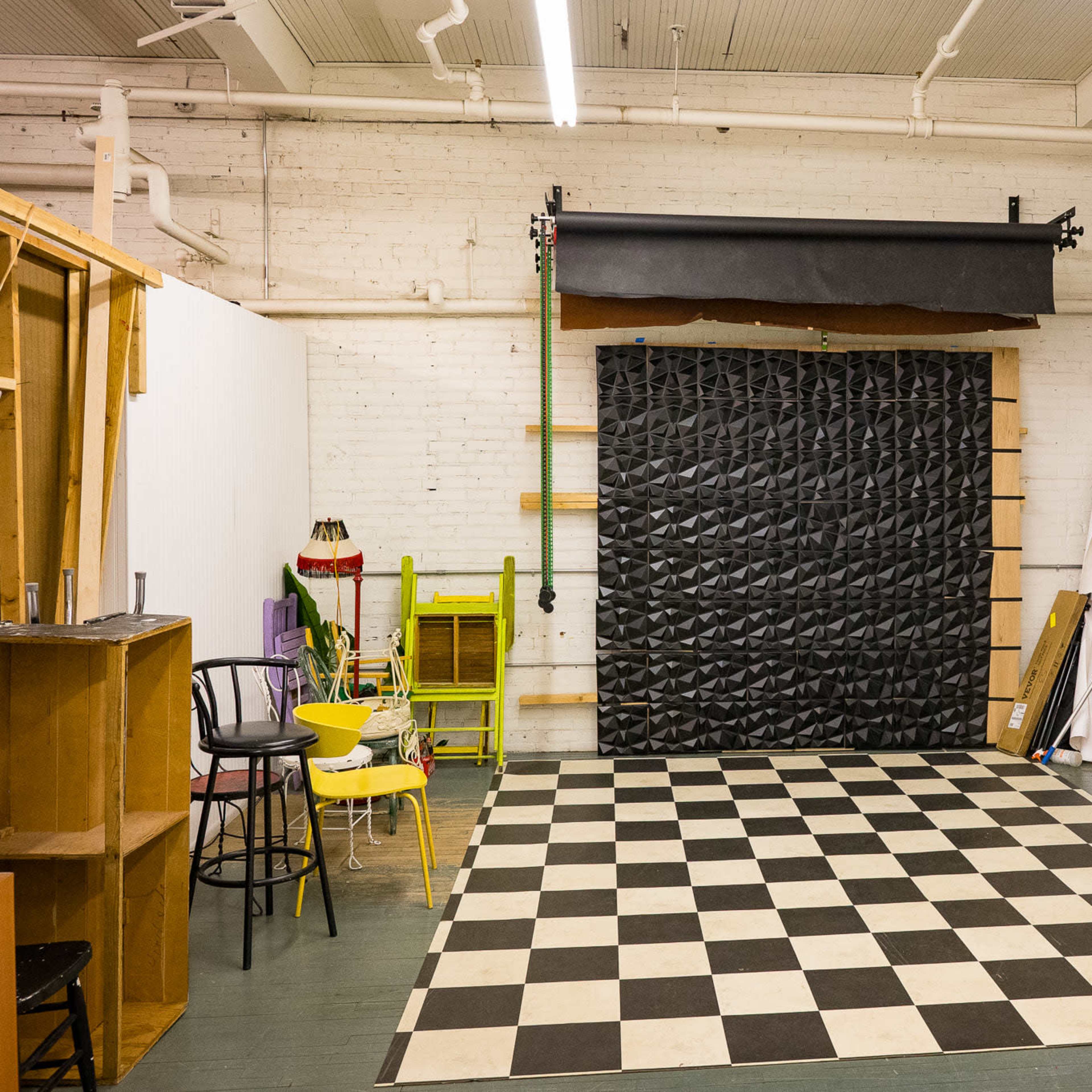 Large studio in history art building in NE Minneapolis Image in Northeast Minneapolis Arts District, Minneapolis, MN