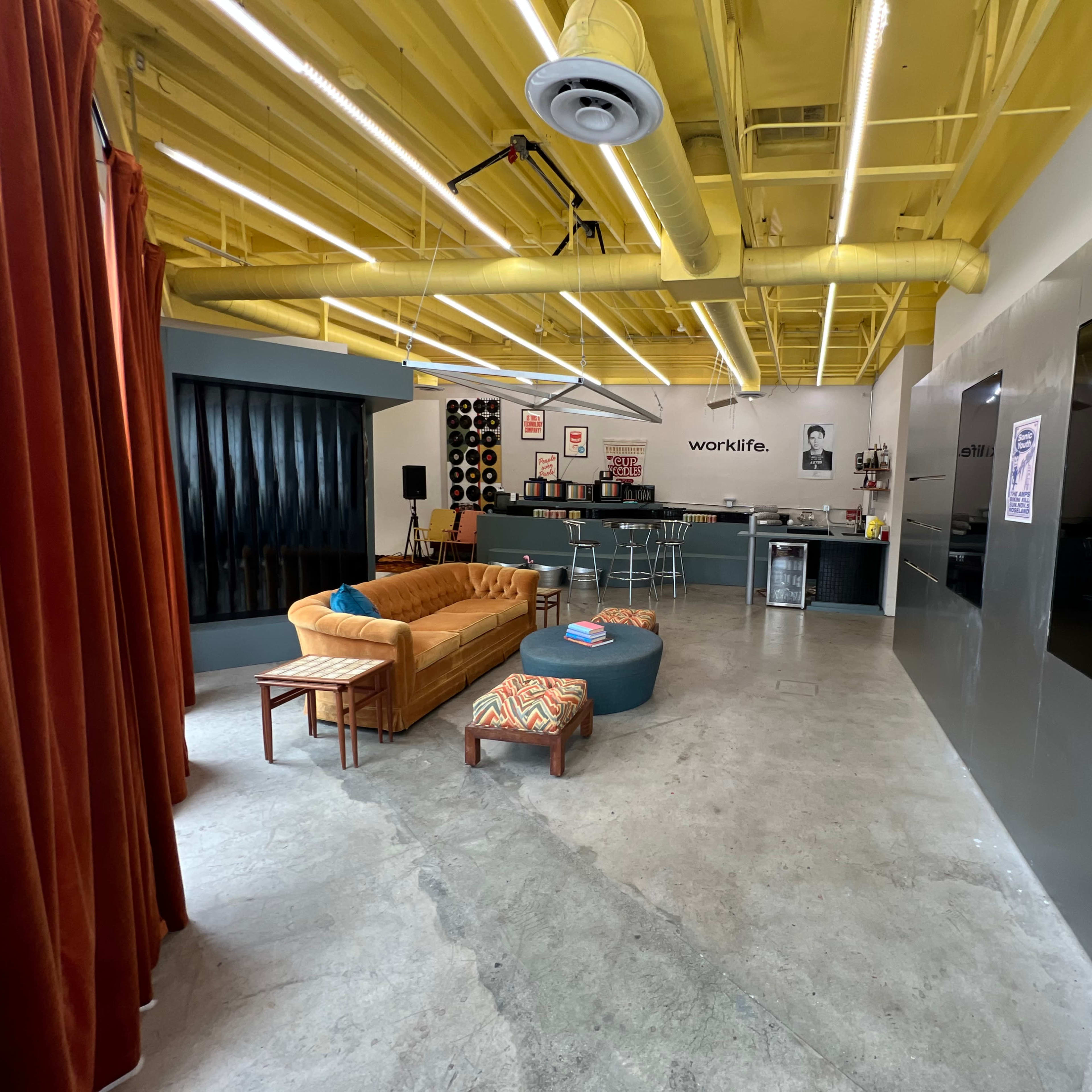 Pop-Up Retail Space & Gallery in the Sunset Junction Image in Silver Lake, Los Angeles, CA